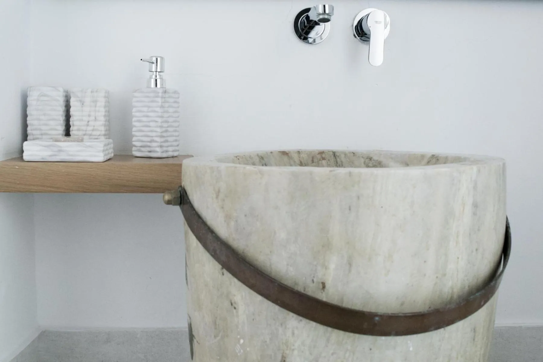 Bathroom in Hotel Thireas