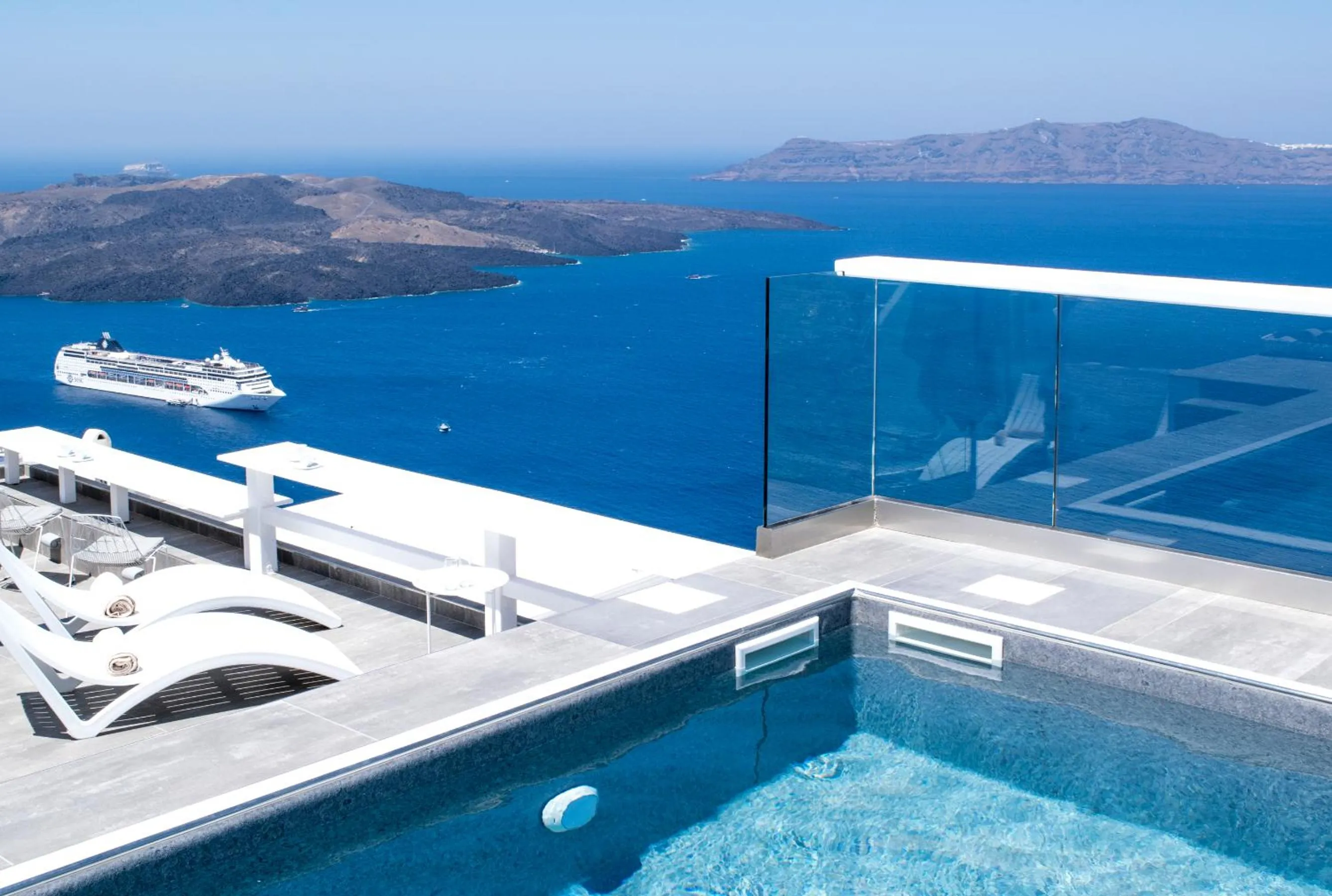 Sea view in Hotel Thireas