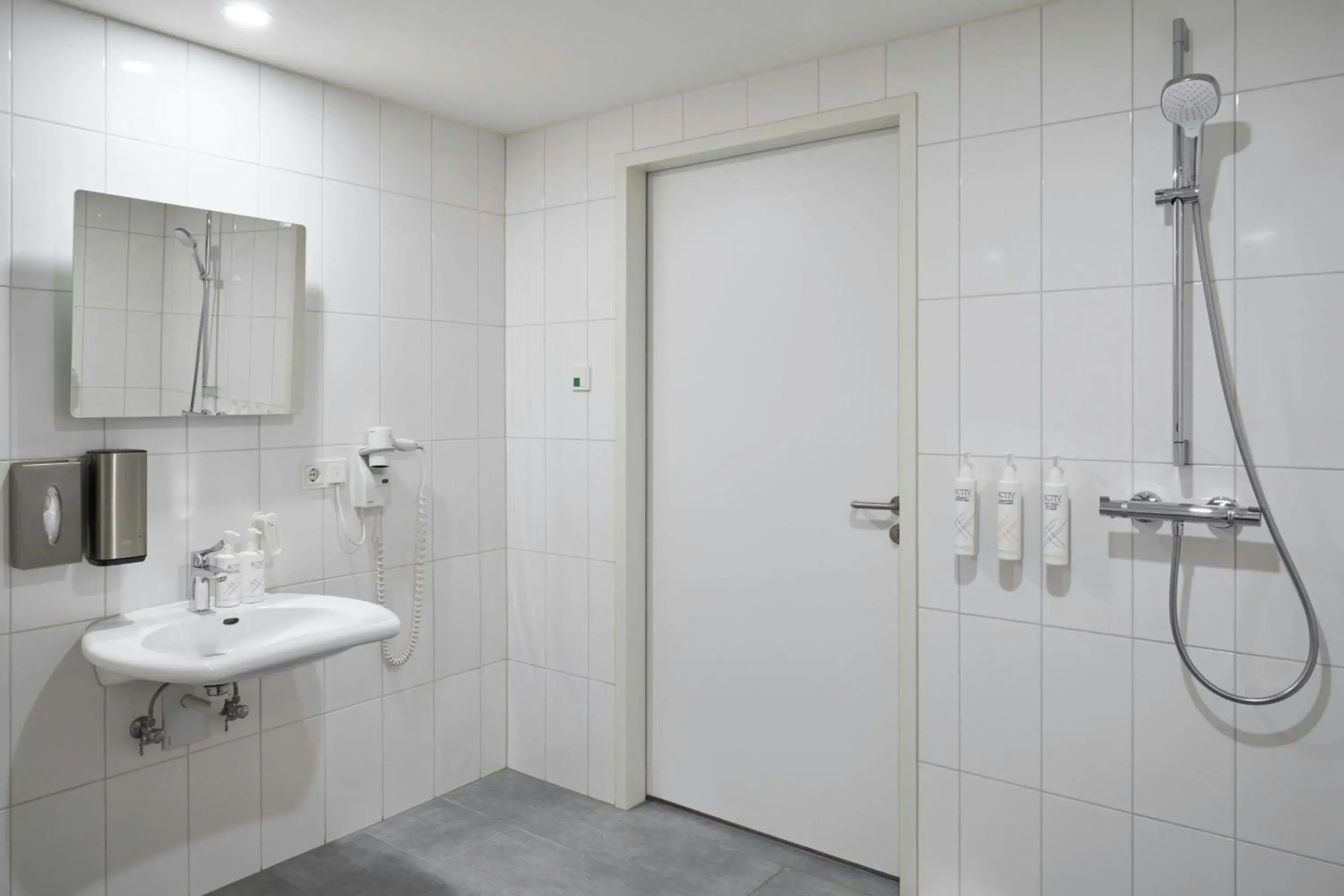 Lounge or bar in Four Points Flex by Sheraton Essen Lounge or bar in Four Points Flex by Sheraton Essen