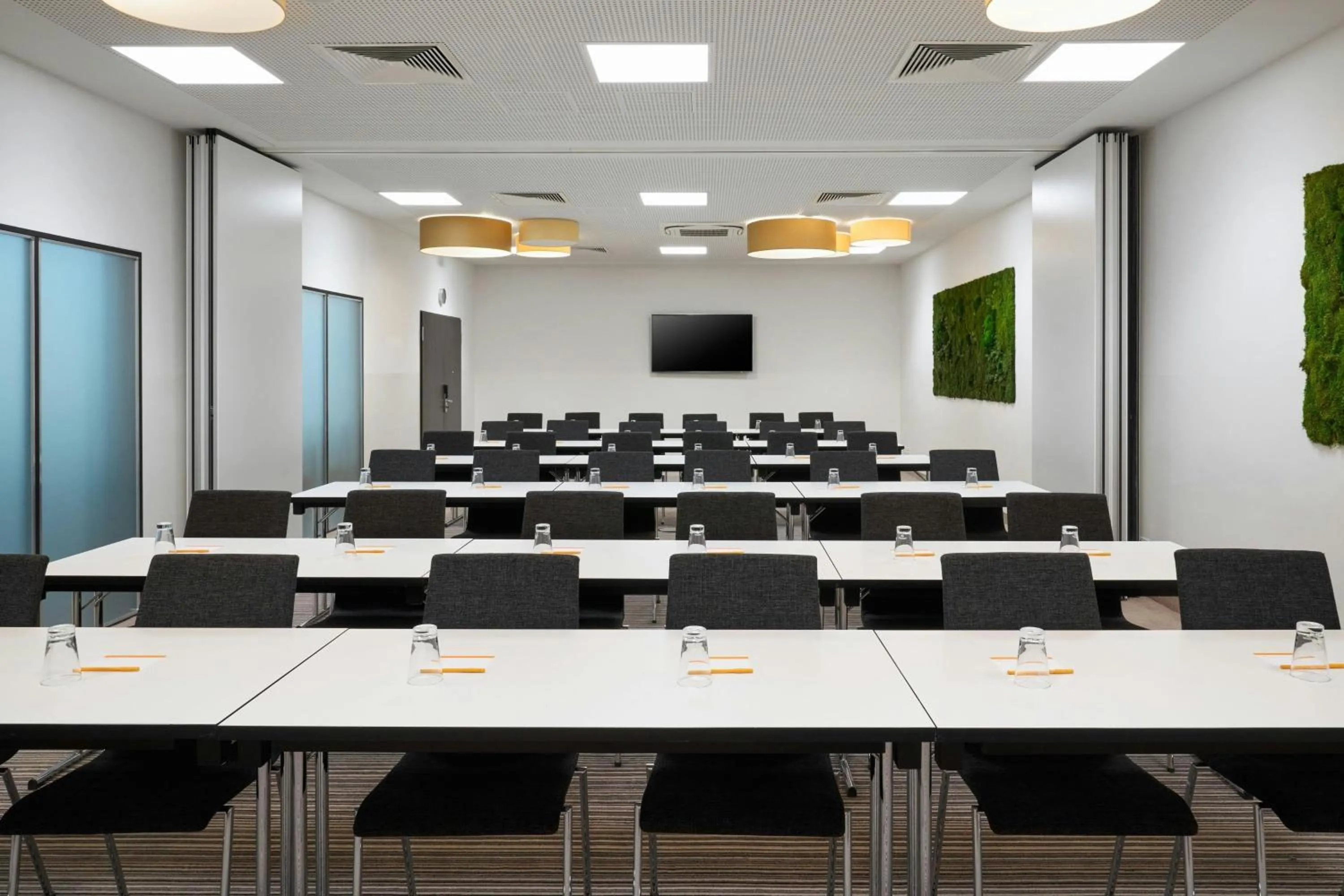 Meeting/conference room in Four Points Flex by Sheraton Essen