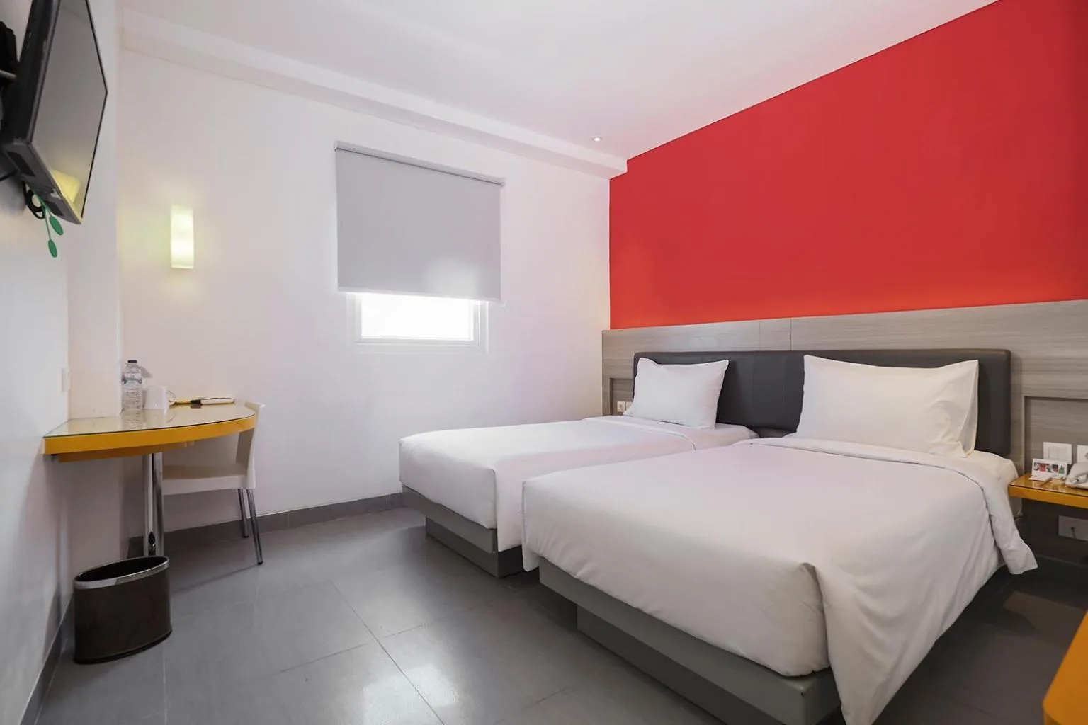 Bedroom, Bed in Amaris Hotel Sriwedari Solo