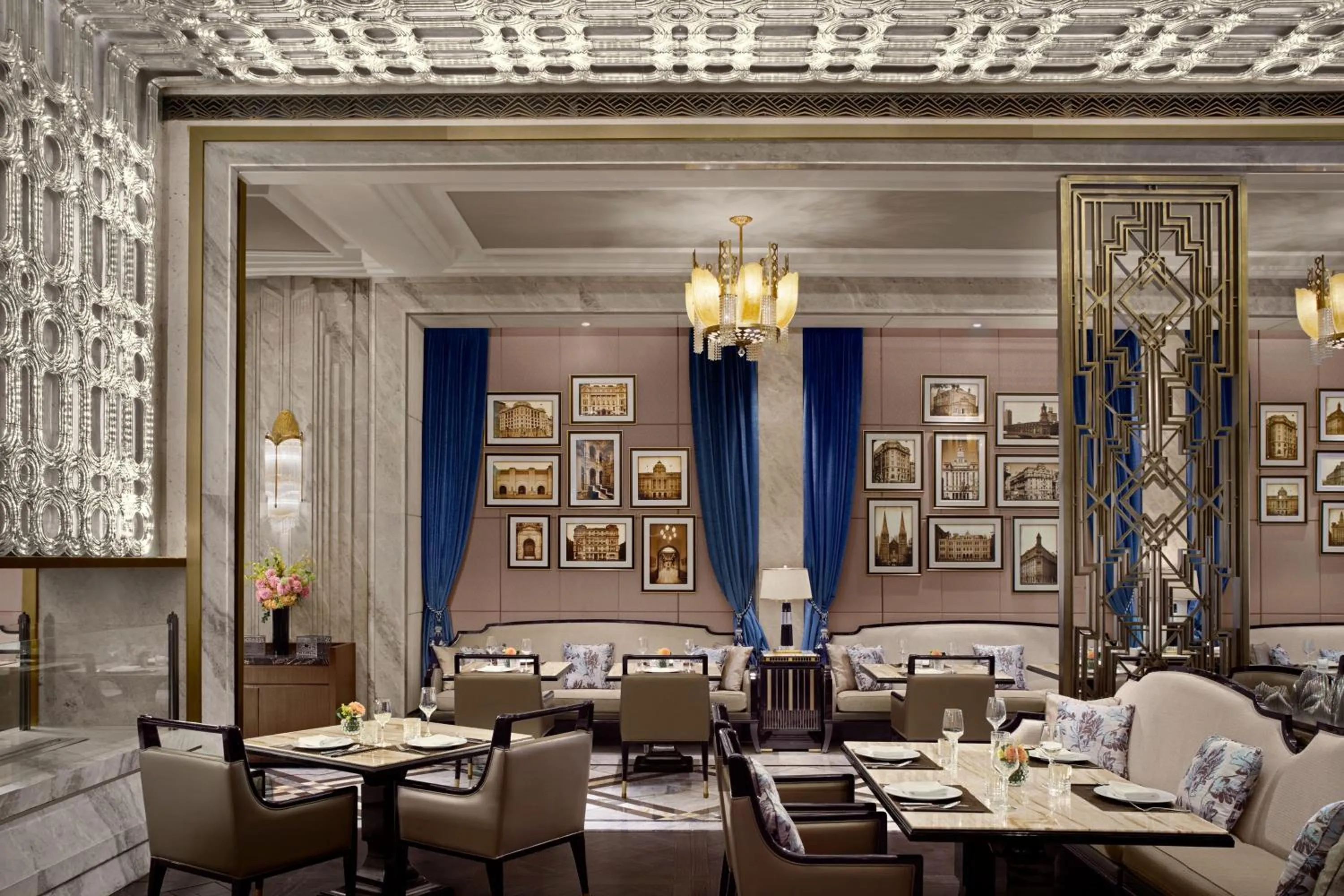 Restaurant/places to eat in The St. Regis on the Bund, Shanghai