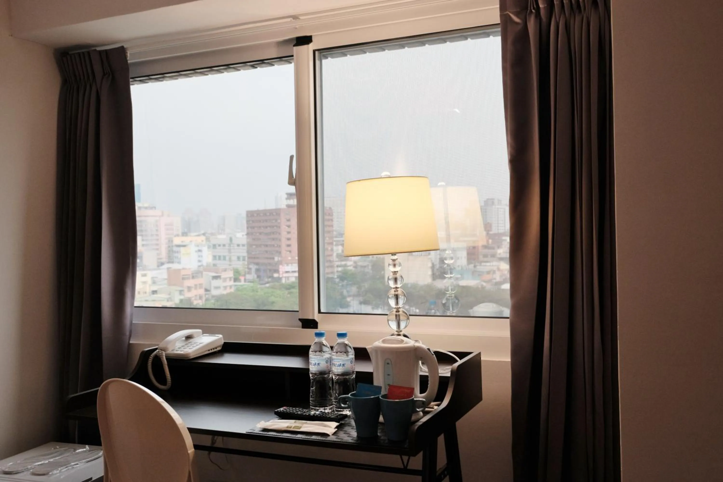 Photo of the whole room in Happy Inn