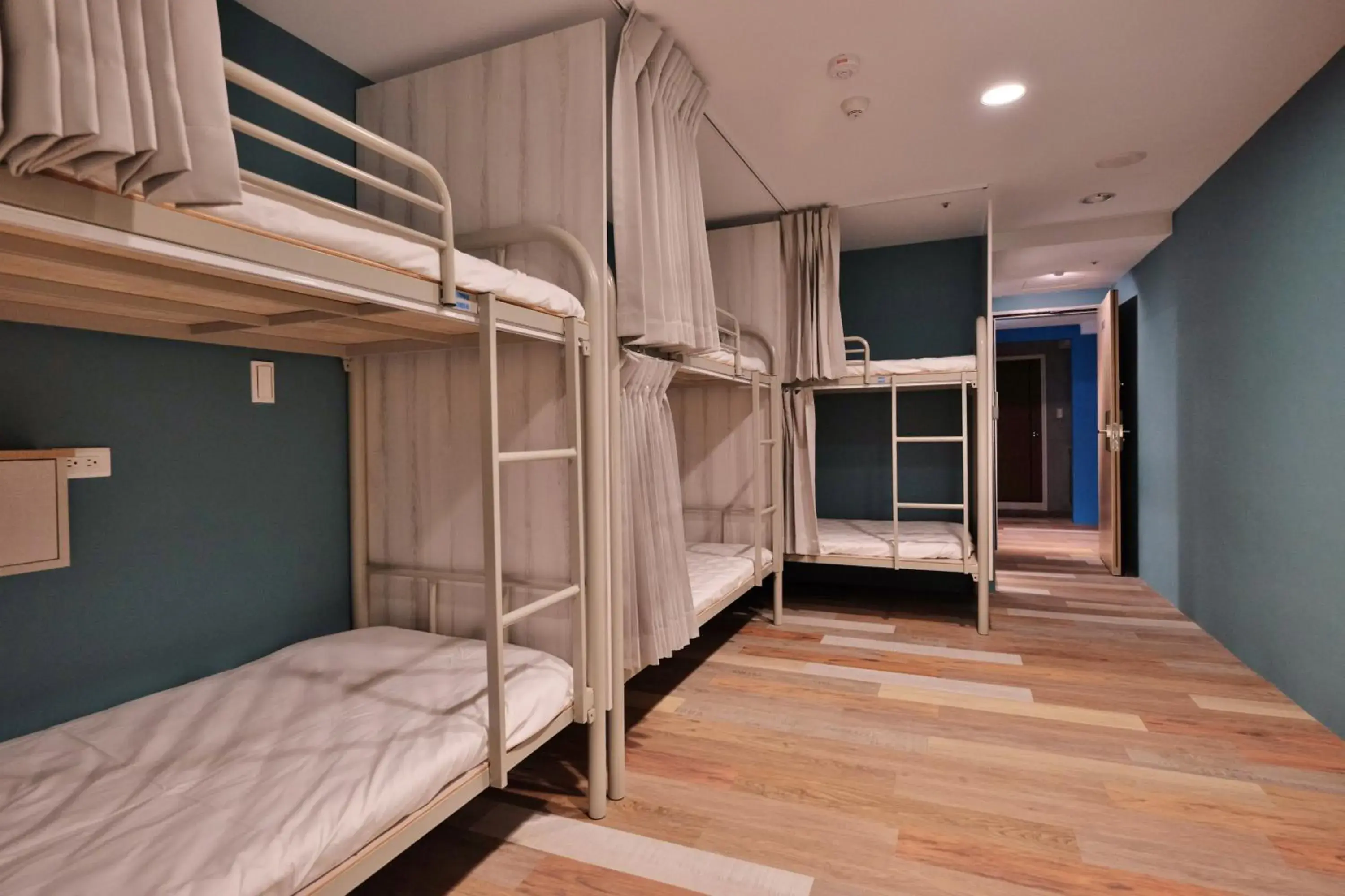 bunk bed, Bed in Happy Inn bunk bed, Bed in Happy Inn