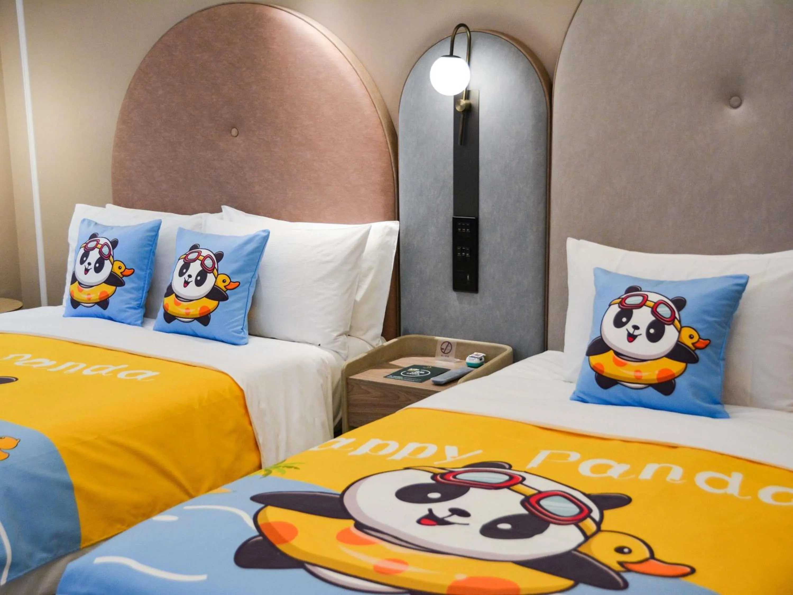 Bedroom, Bed in Mercure Beijing Downtown