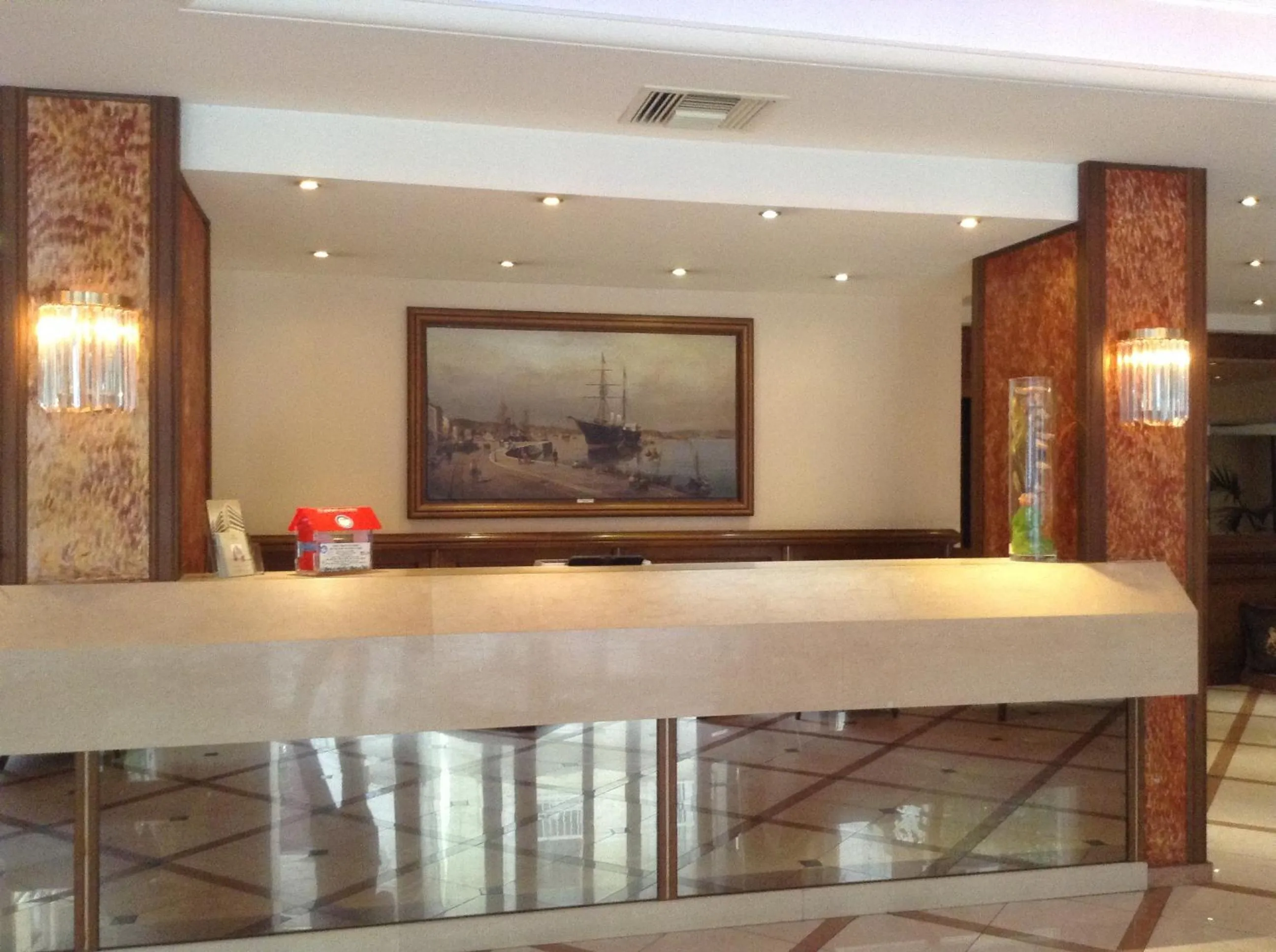 Lobby or reception in Park Hotel