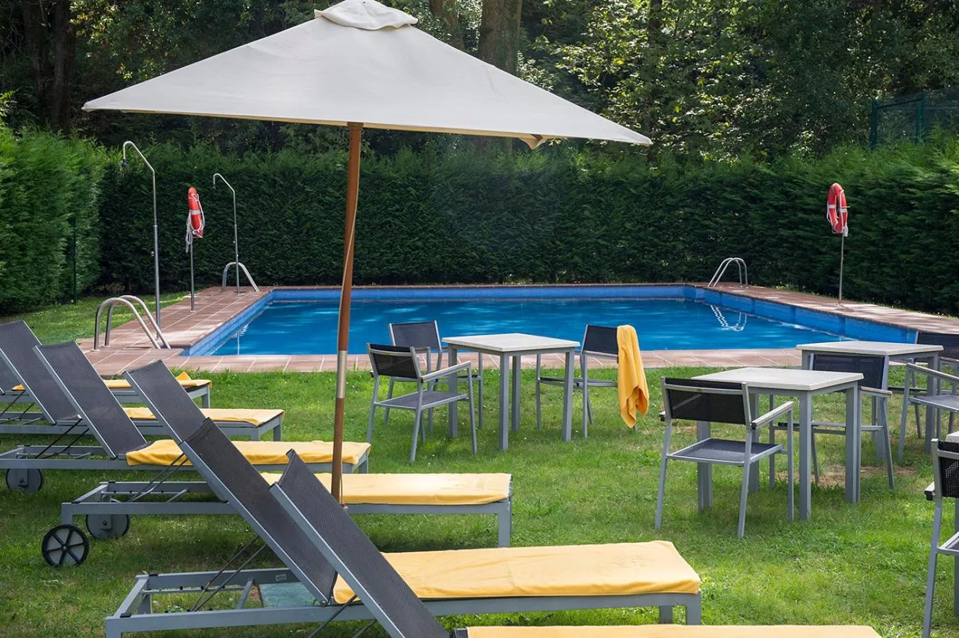 Swimming pool in Parador de Limpias