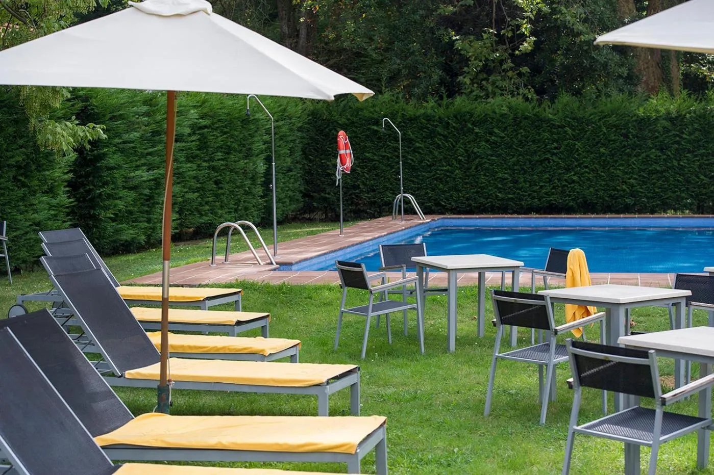 Swimming pool in Parador de Limpias