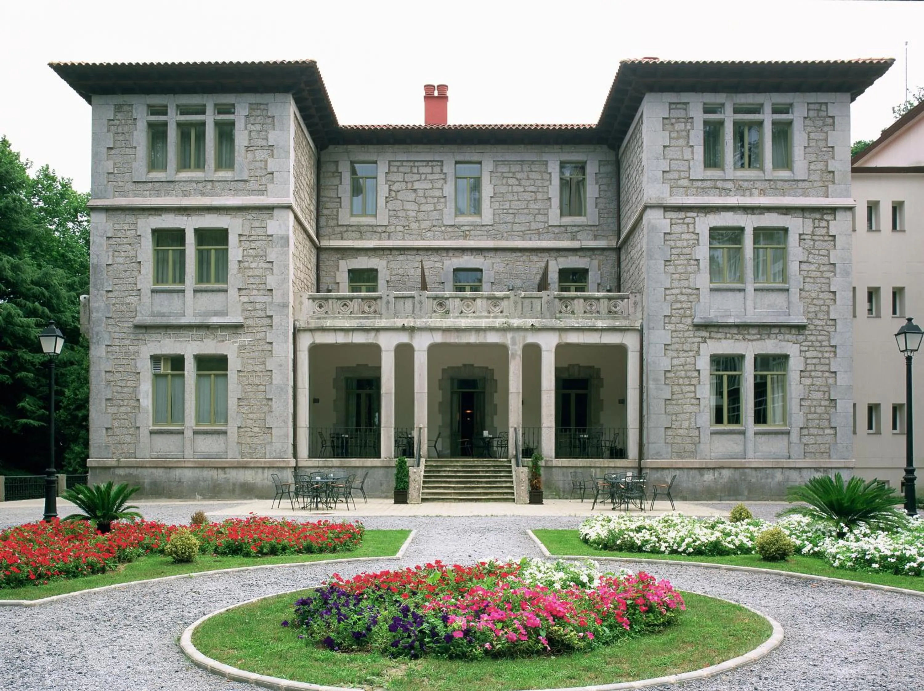 Facade/entrance in Parador de Limpias