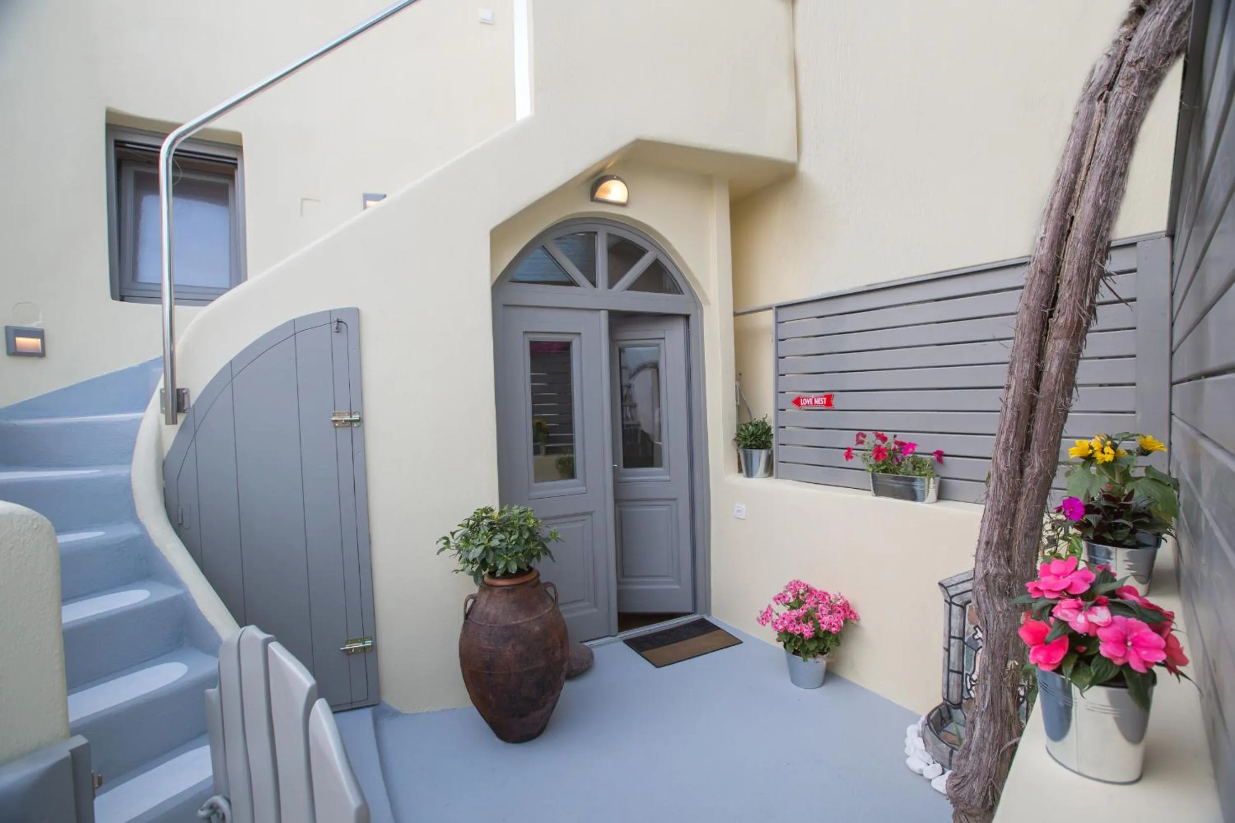 Facade/entrance in Love Nest with hot tub, hammam & outdoor cinema