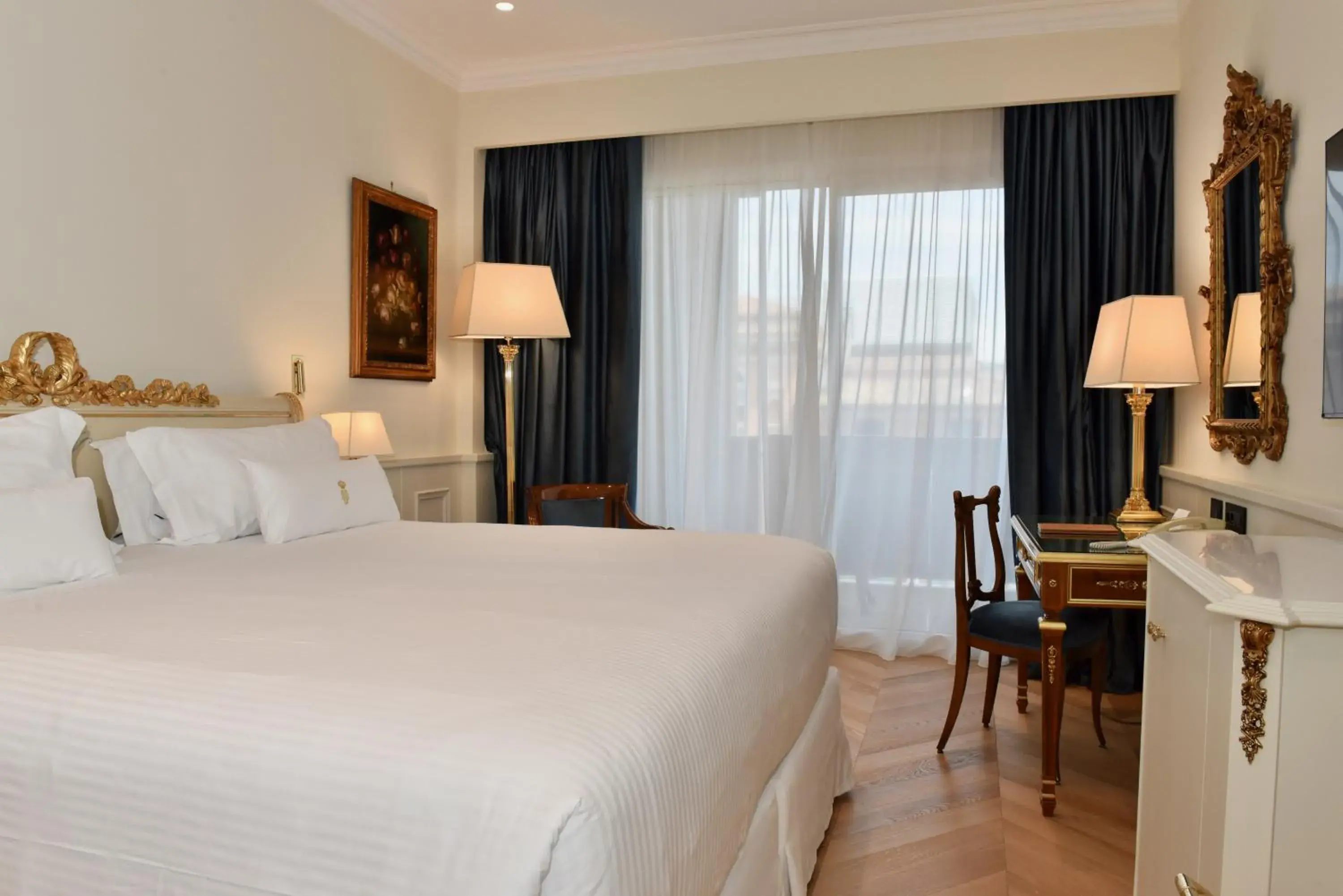 Bed in Parco dei Principi Grand Hotel & SPA Bed in Parco dei Principi Grand Hotel & SPA