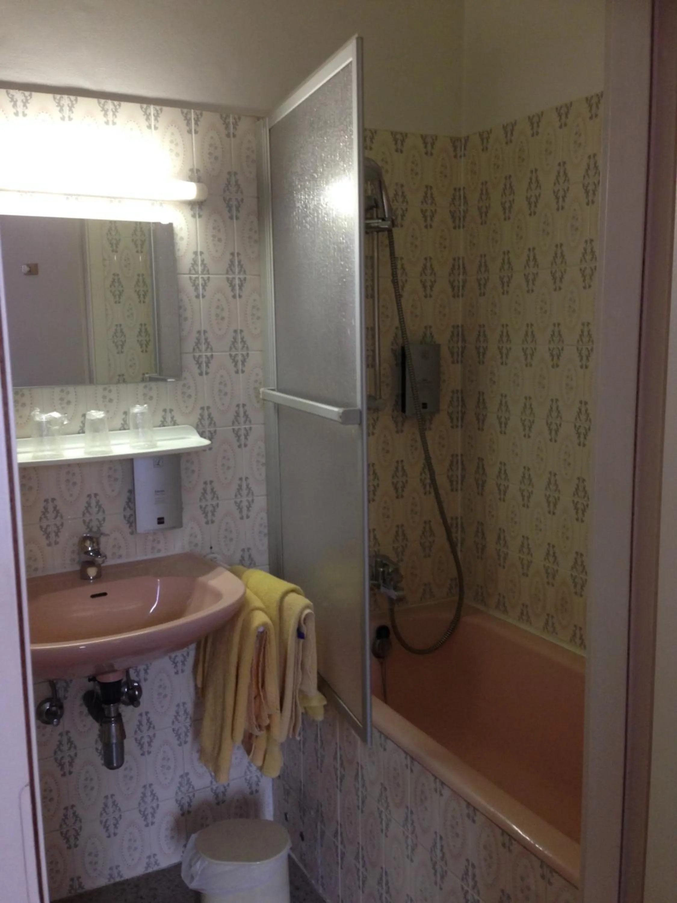 Bathroom in Hotel Union