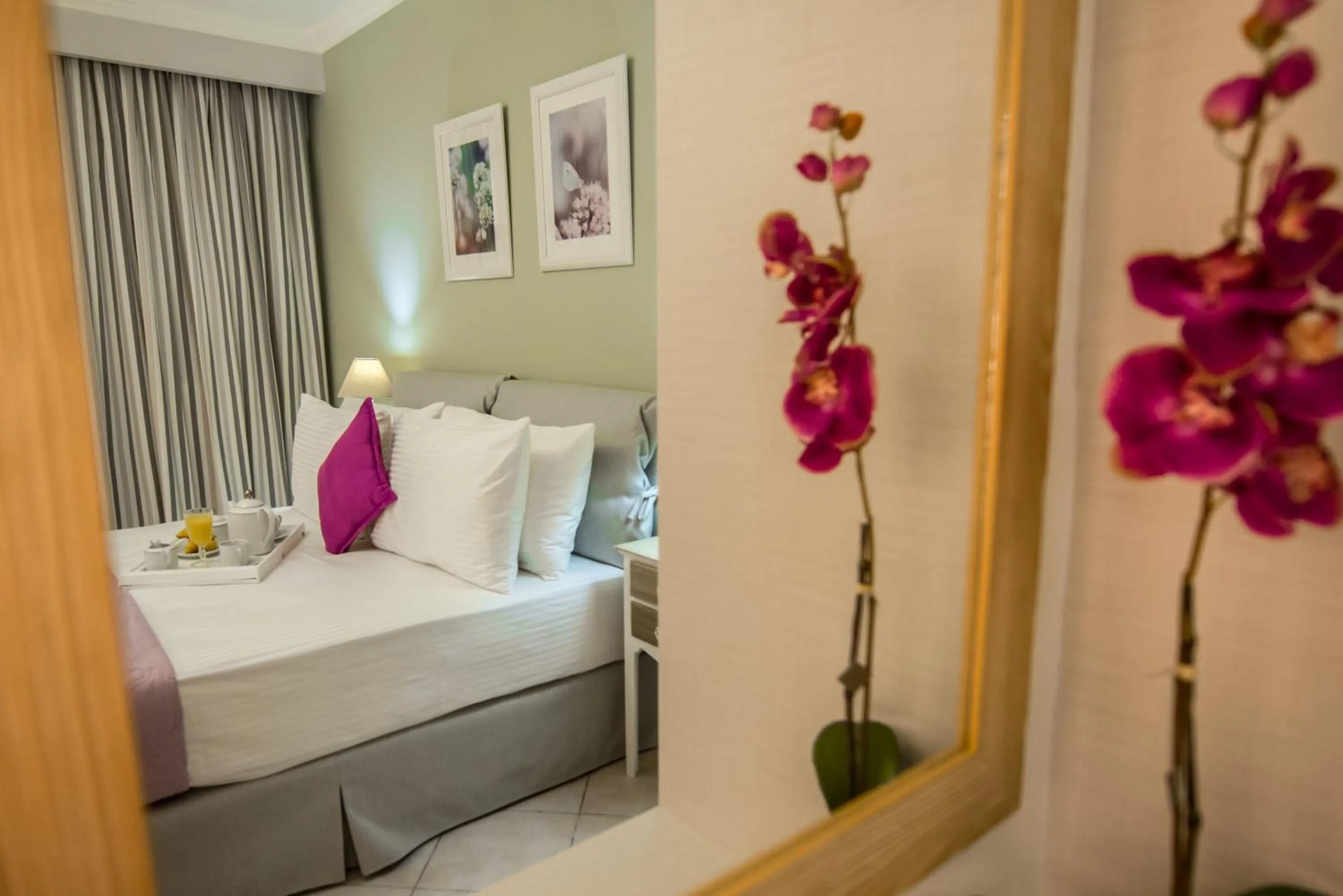 Decorative detail, Bed in Lefkadio