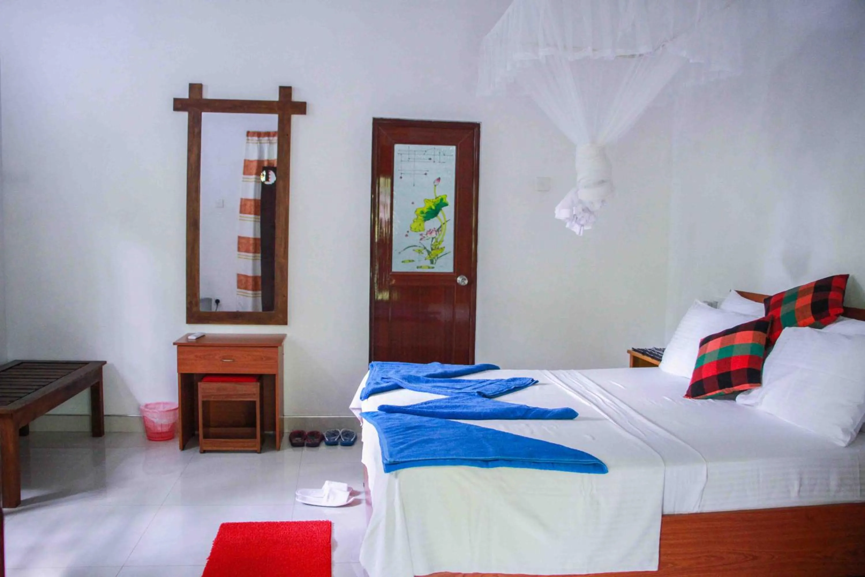 Photo of the whole room, Bed in The Otunna Guest House Sigiriya