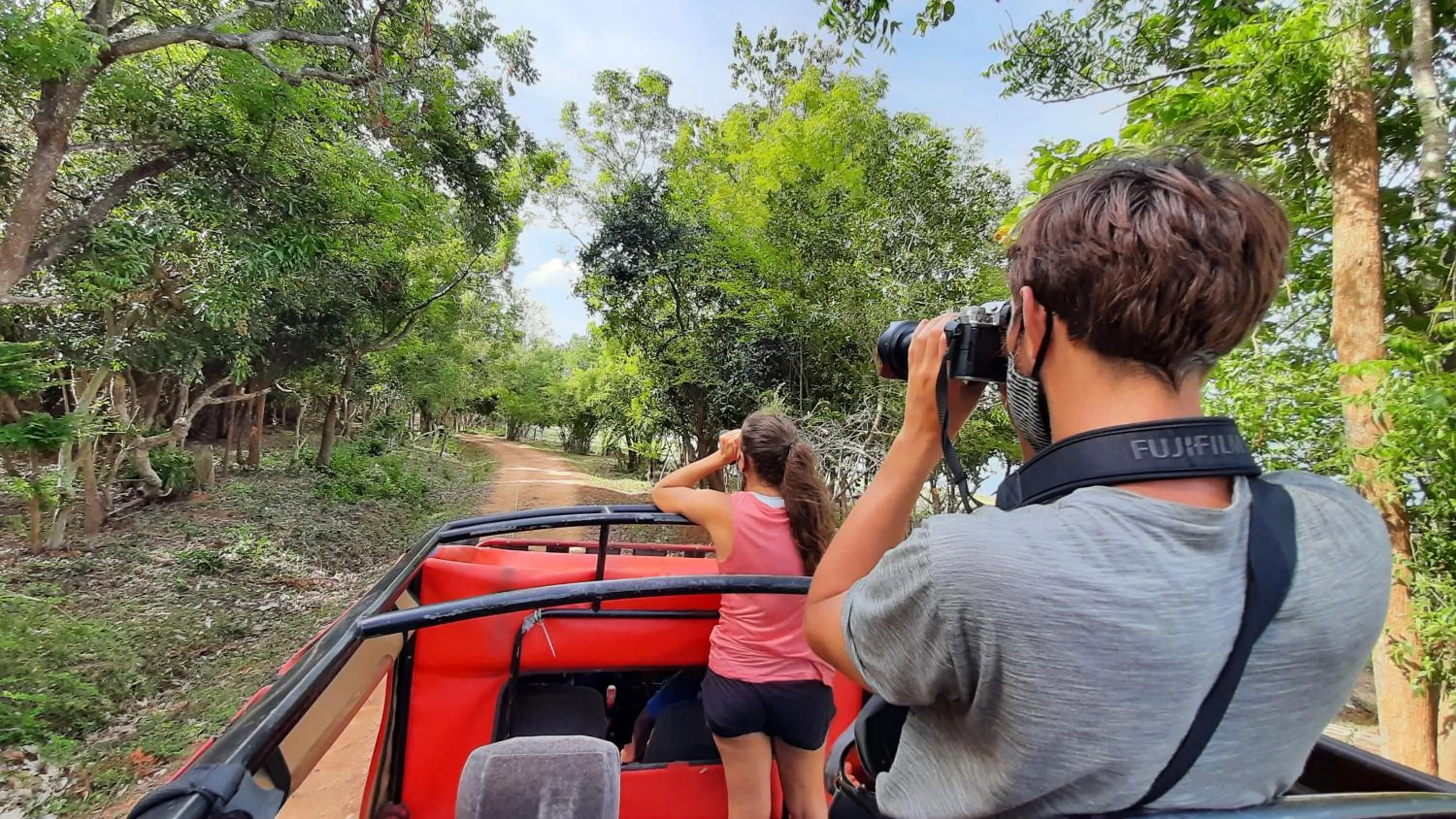 Animals in The Otunna Guest House Sigiriya