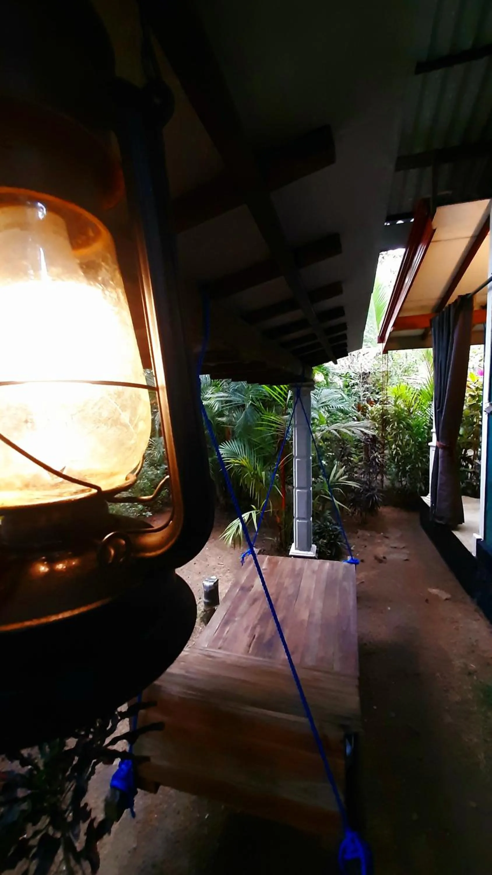 Billiard in The Otunna Guest House Sigiriya
