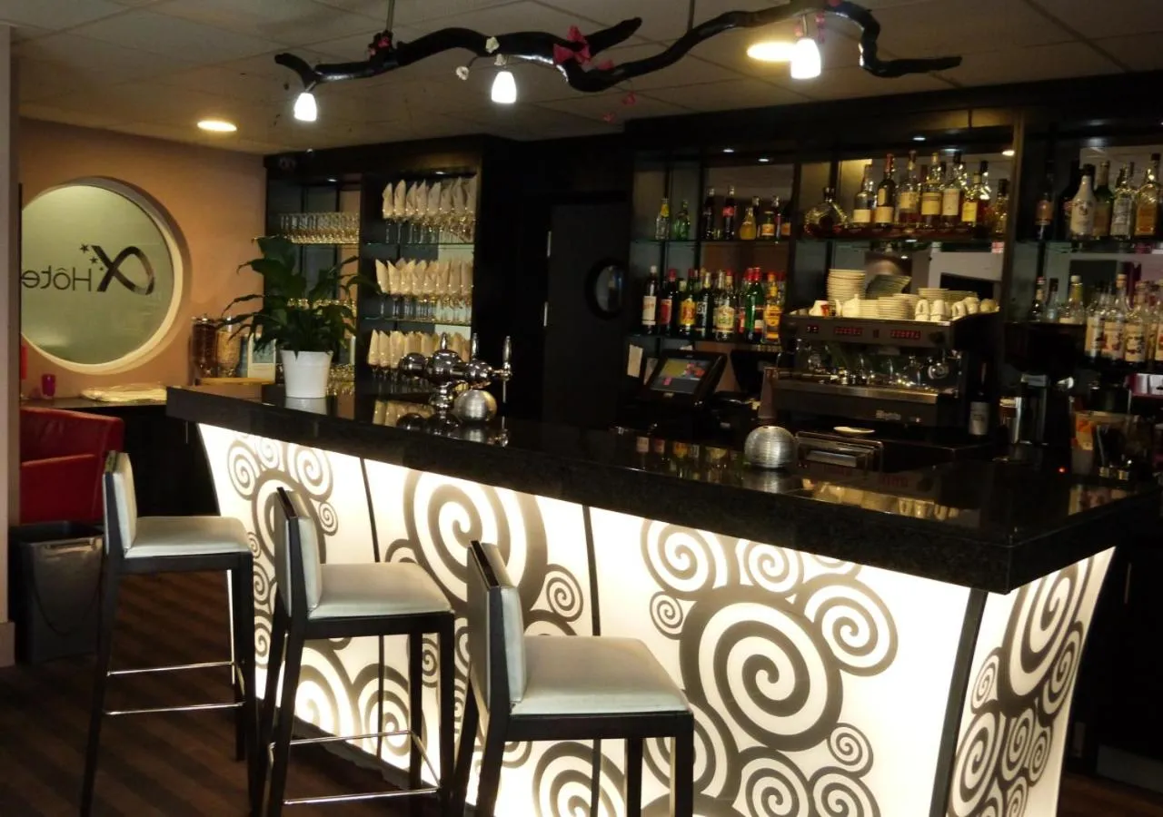 Lounge or bar in Ax Hôtel Spa & Restaurant