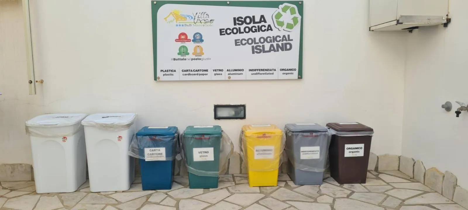 Area and facilities in Mare e Sole Villa Urso