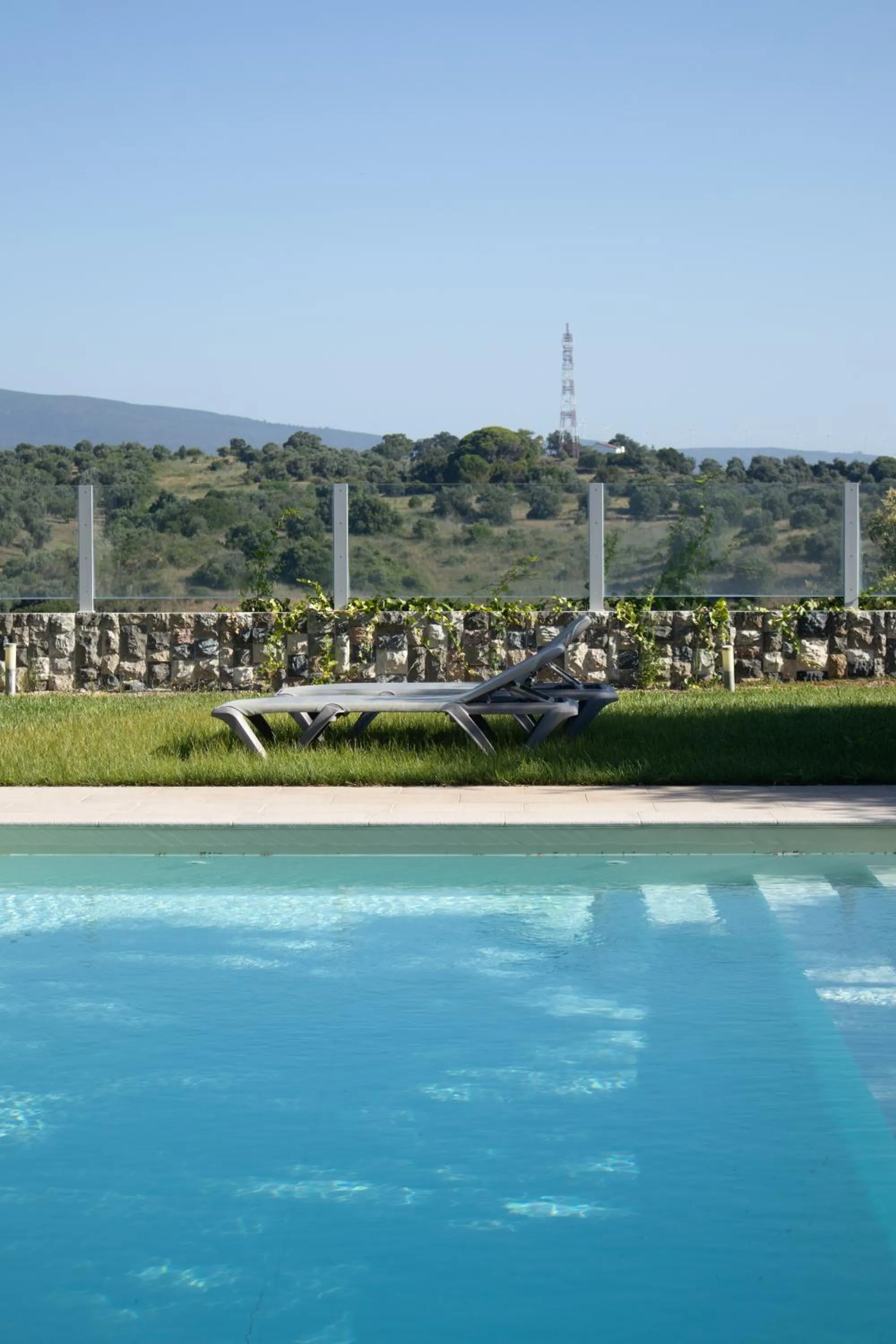 Swimming pool in Aires da Serra Hotel