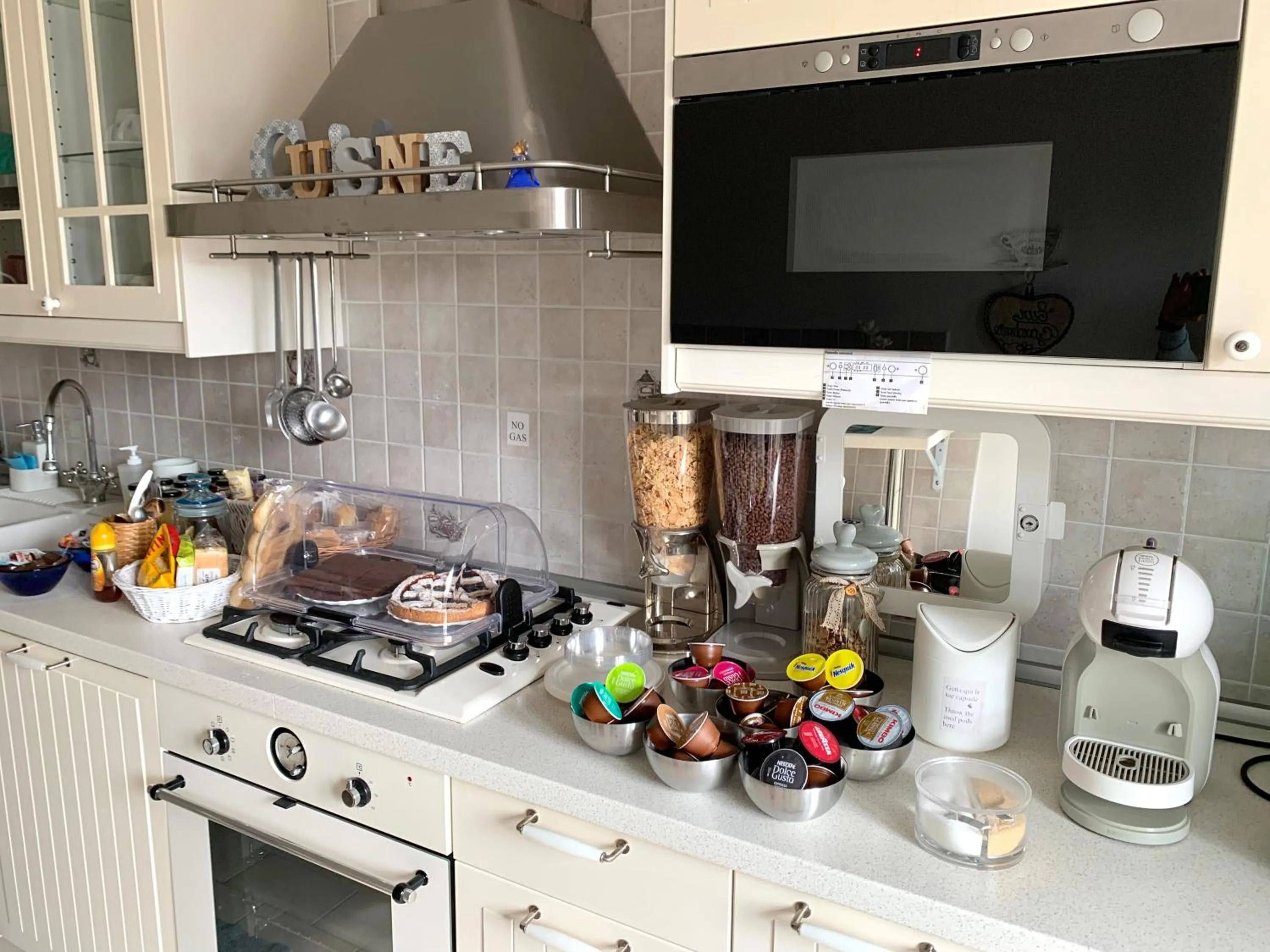 Coffee/tea facilities in B&B EurGardenie