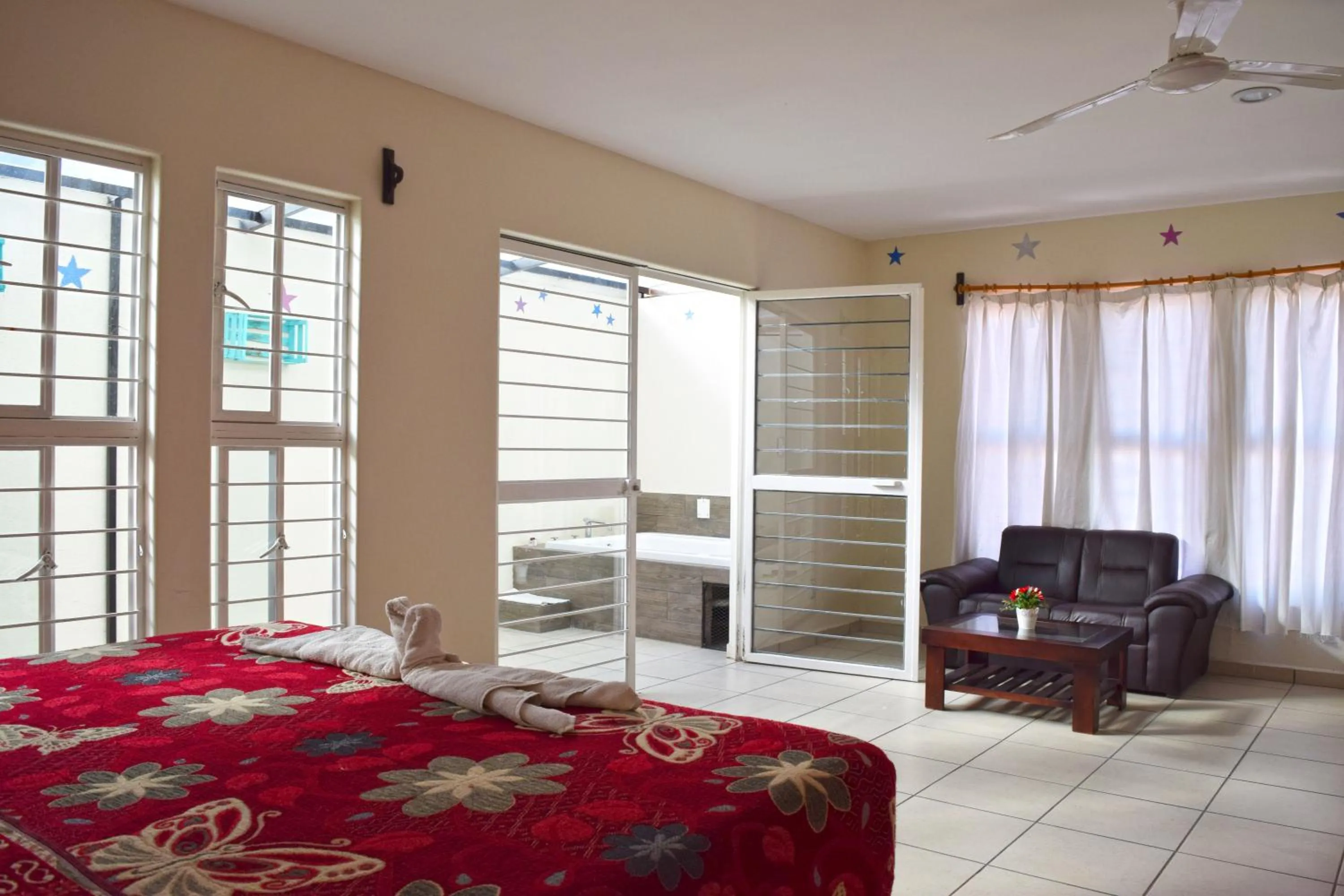 Bed in Motel el Circo