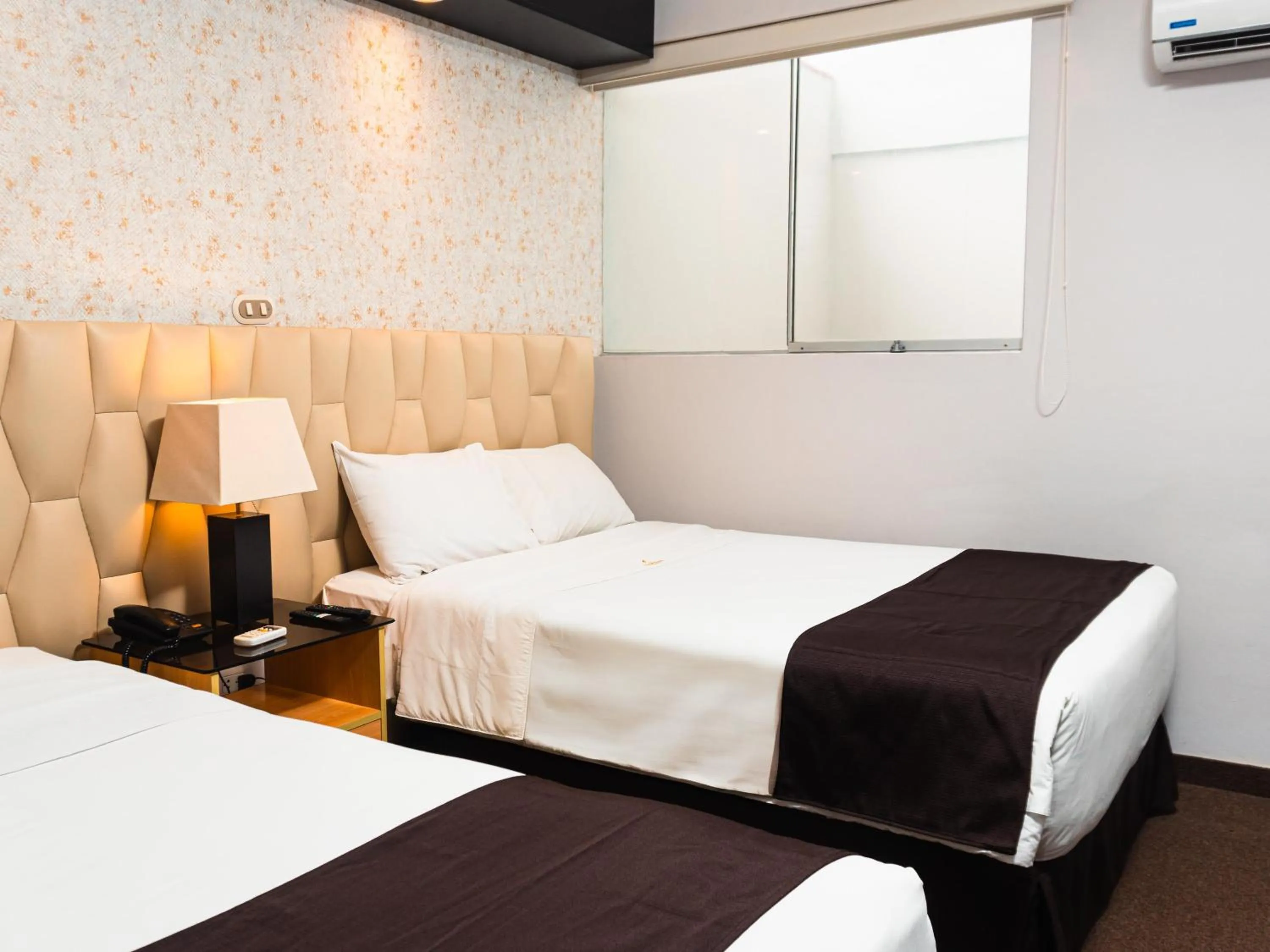 Bed in Hotel Ferré Miraflores