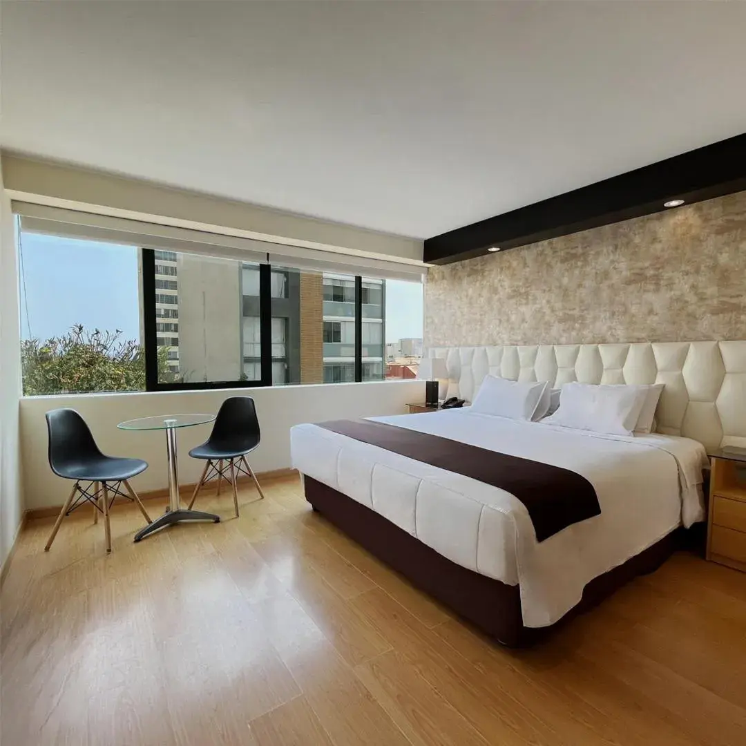 Photo of the whole room, Bed in Hotel Ferré Miraflores Photo of the whole room, Bed in Hotel Ferré Miraflores