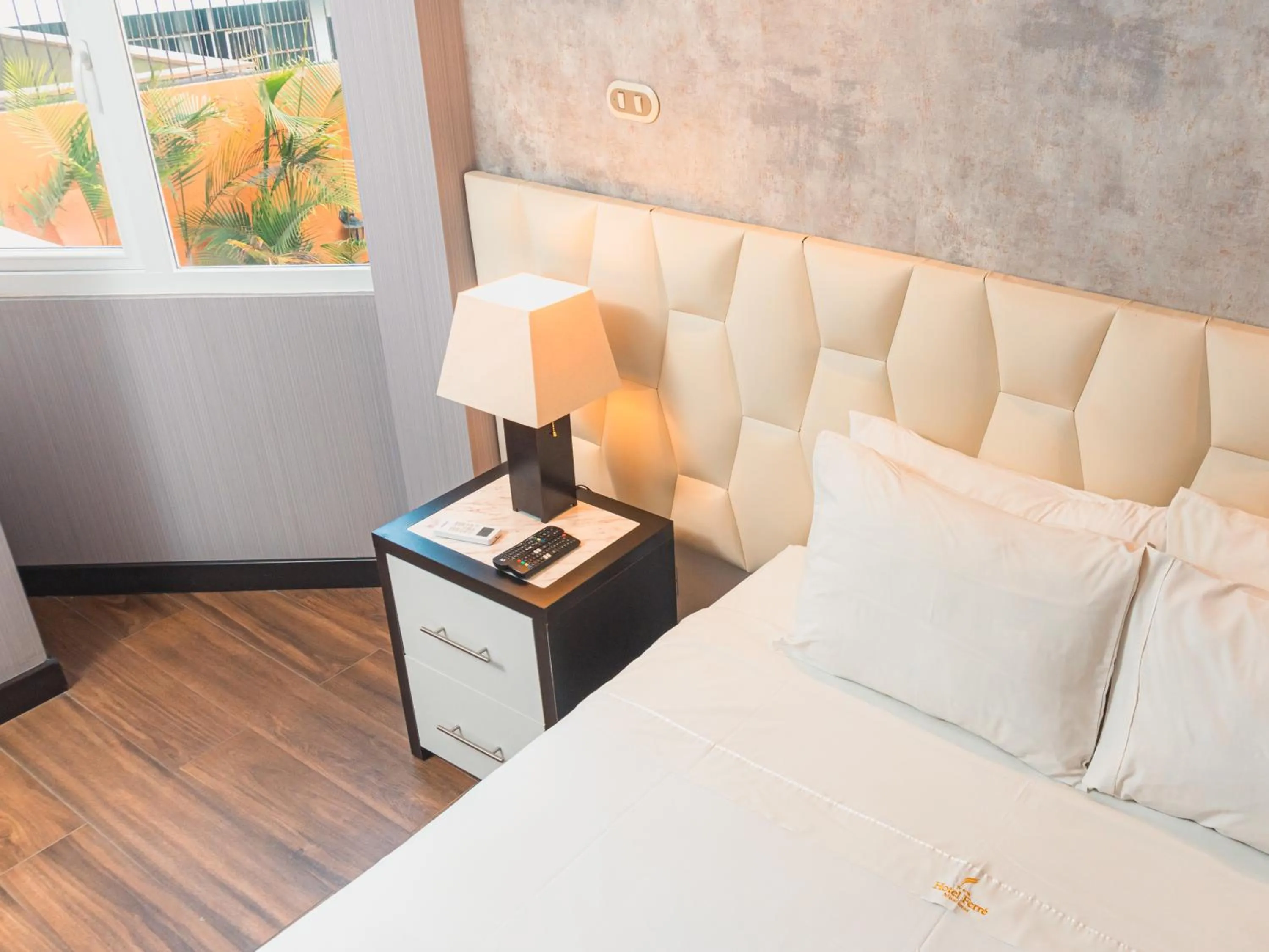 Bed in Hotel Ferré Miraflores