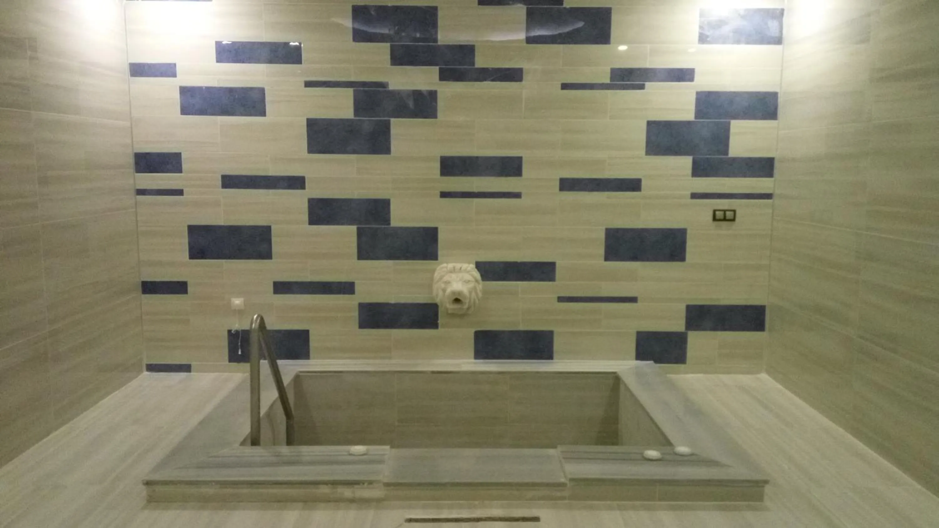 Swimming pool in Gulumser Hatun Termal Hotel & Spa