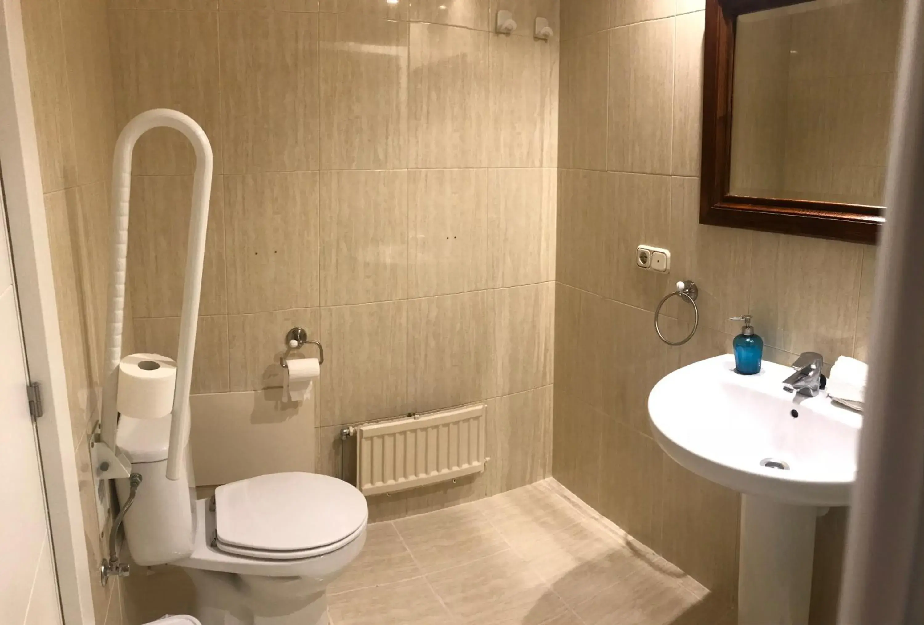 Twin Room - single occupancy in Alojamientos Olga Twin Room - single occupancy in Alojamientos Olga