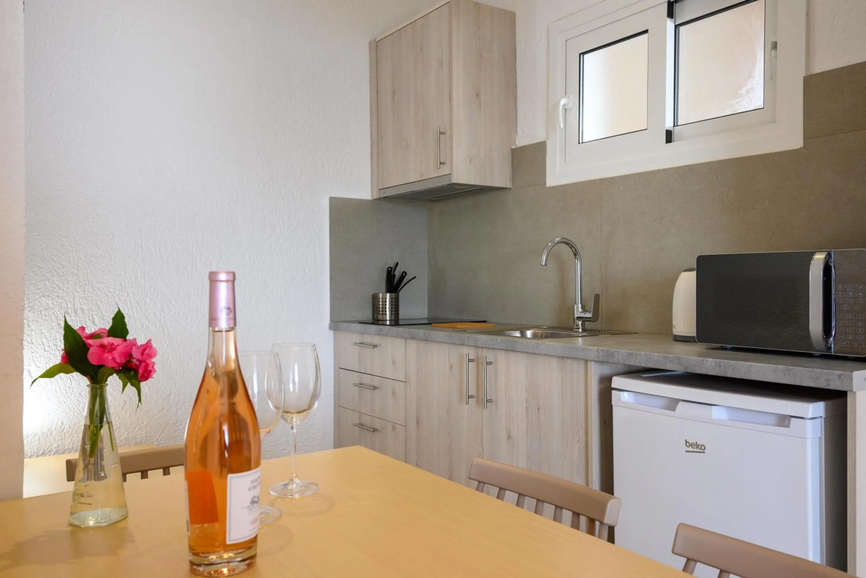 Coffee/tea facilities in Havania Apartments