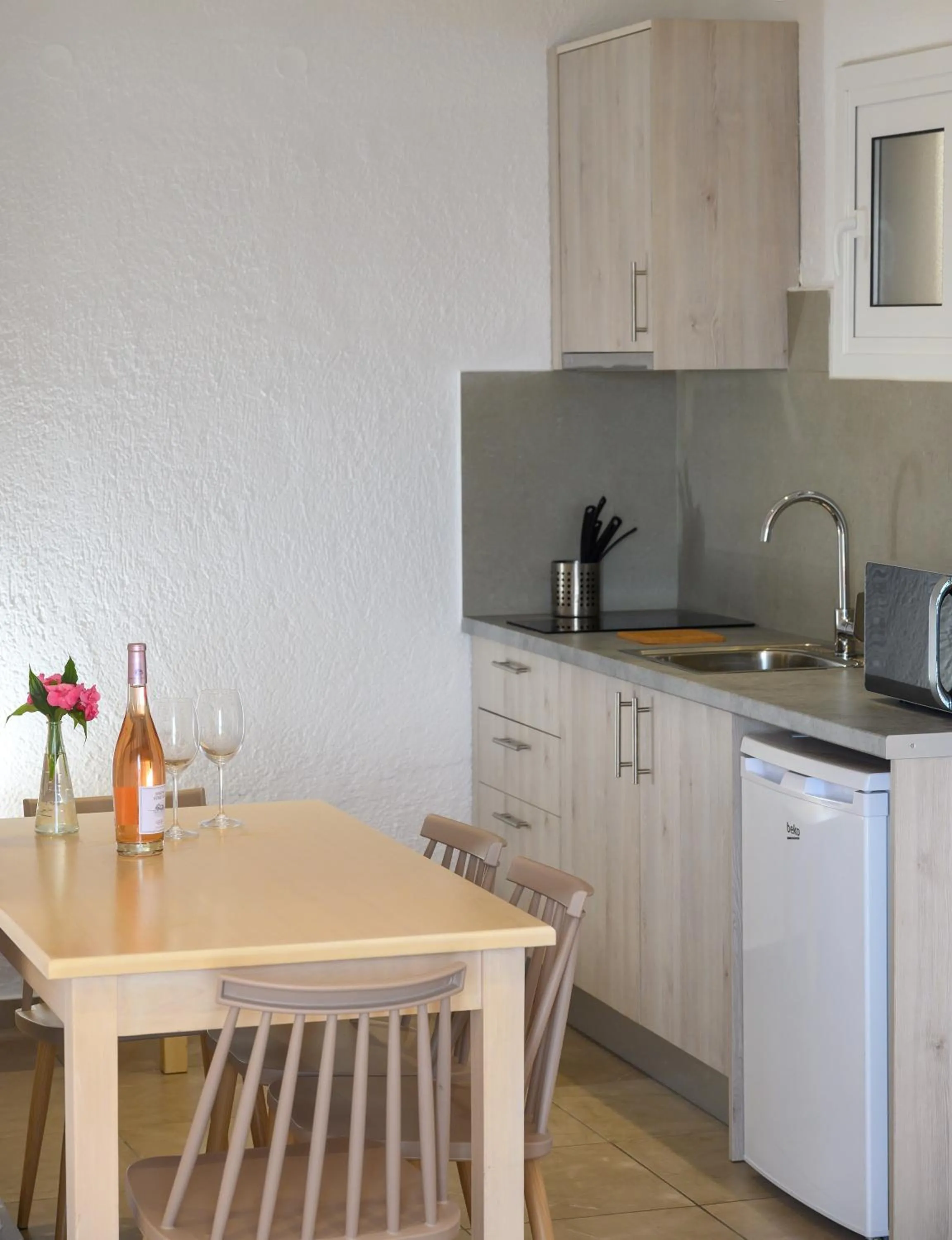 Coffee/tea facilities in Havania Apartments