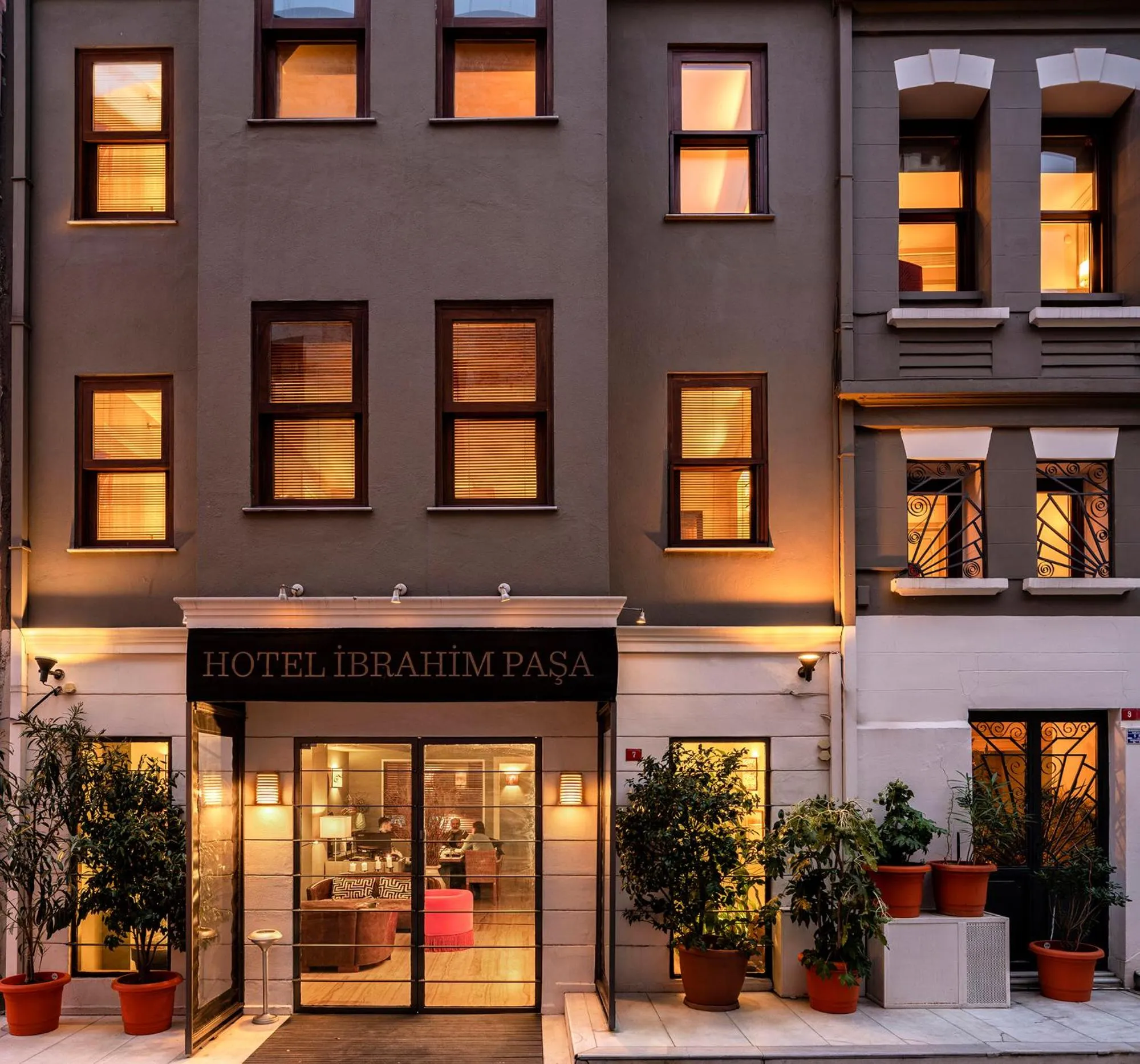 Property building in Hotel Ibrahim Pasha