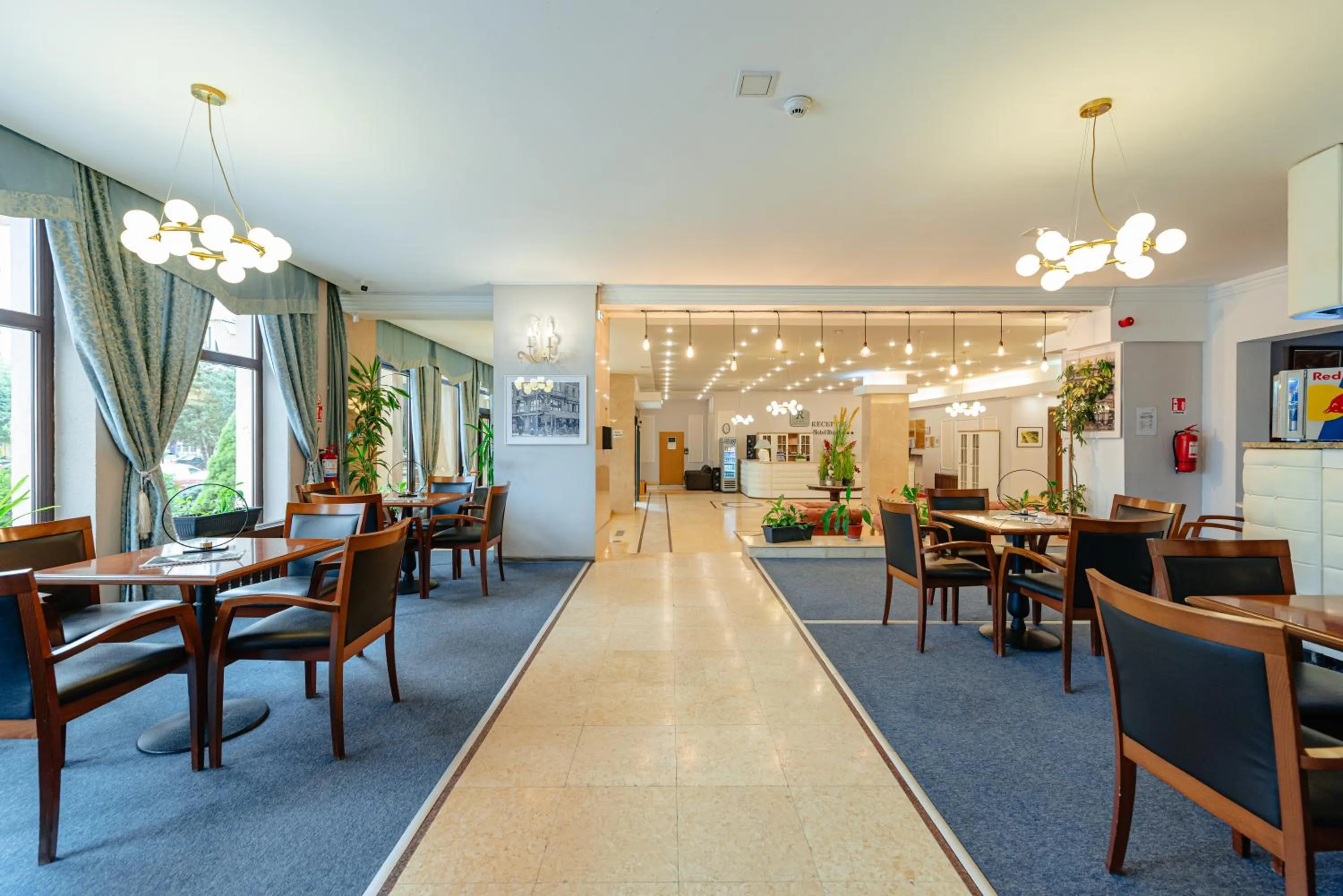 Restaurant/places to eat in Hotel Rusca