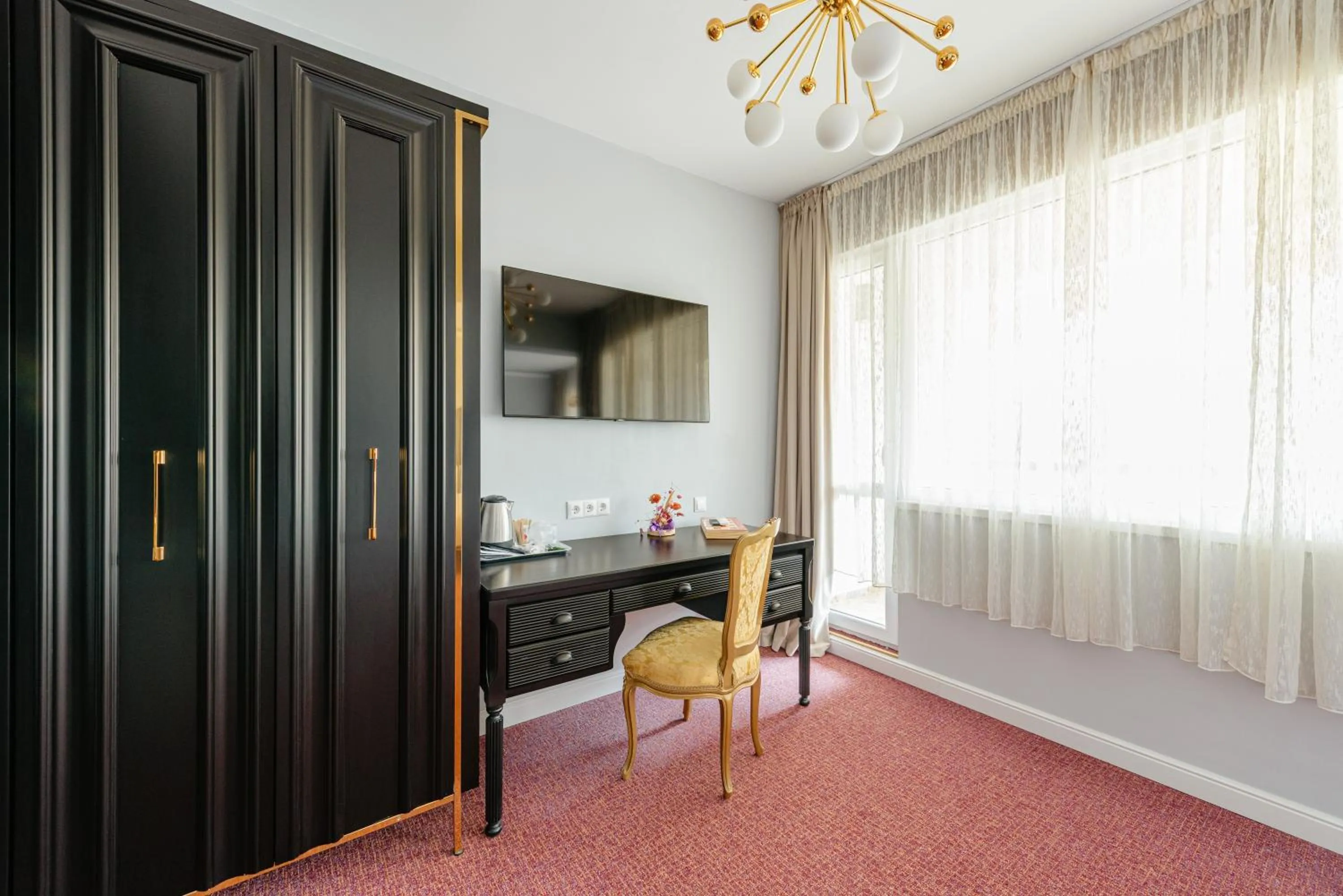 TV and multimedia in Hotel Rusca