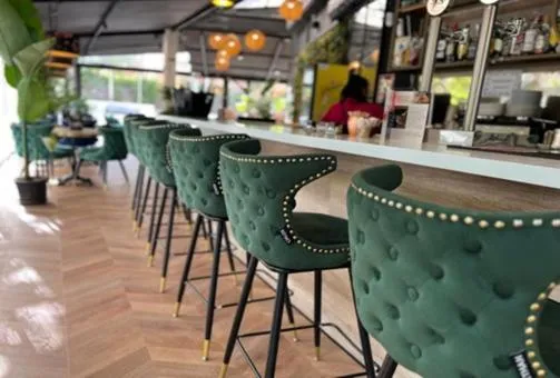 Lounge or bar in Hotel Suites Feria de Madrid