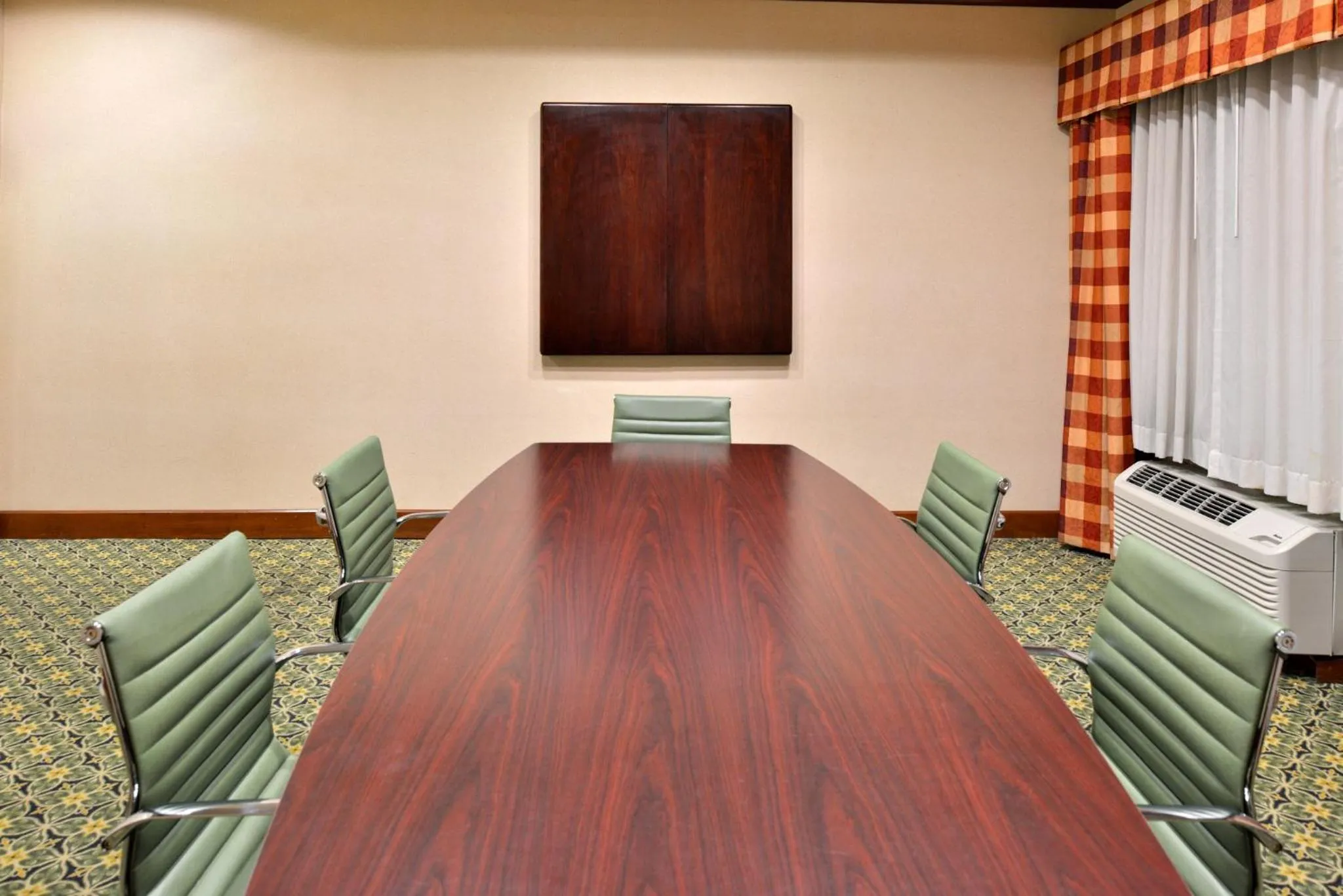 Meeting/conference room in Staybridge Suites Las Cruces by IHG