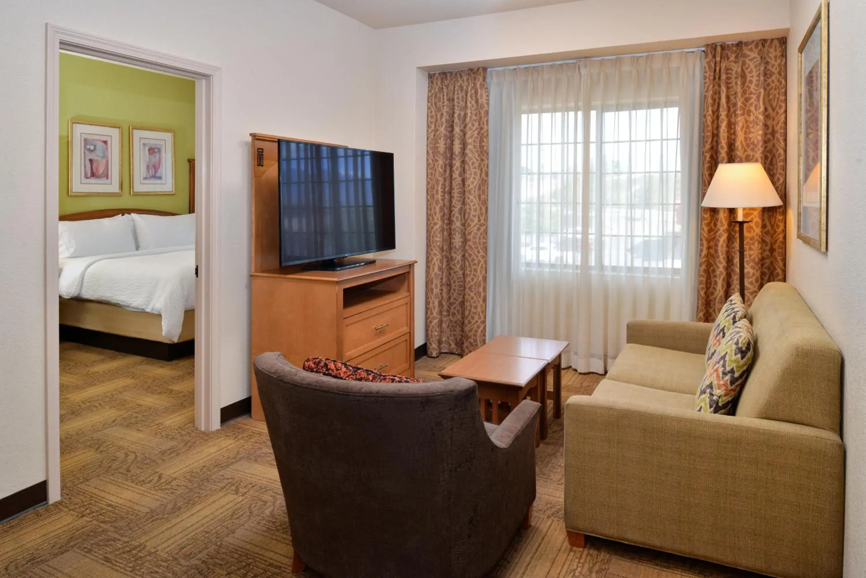 TV and multimedia, Bed in Staybridge Suites Las Cruces by IHG TV and multimedia, Bed in Staybridge Suites Las Cruces by IHG