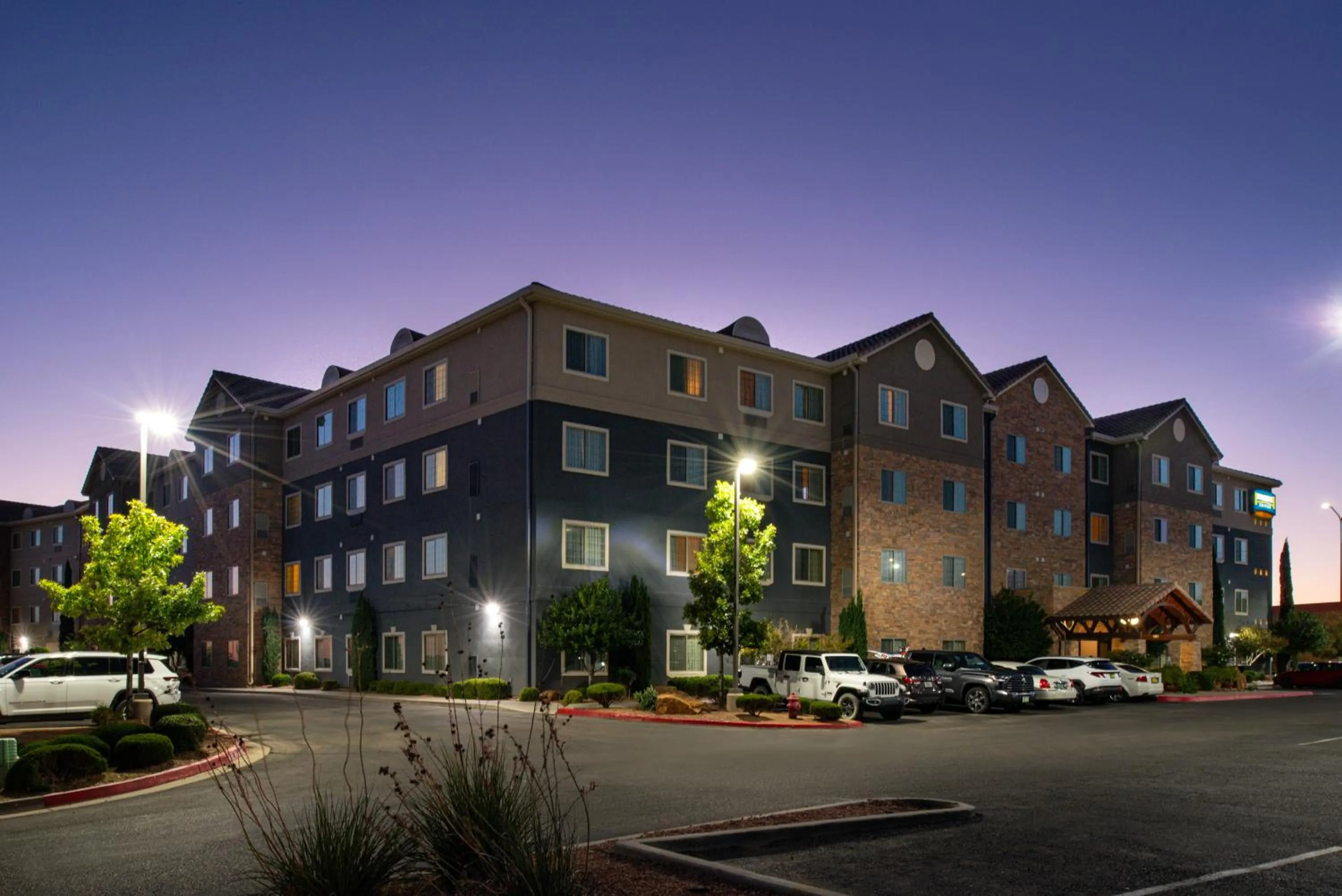Property building in Staybridge Suites Las Cruces by IHG