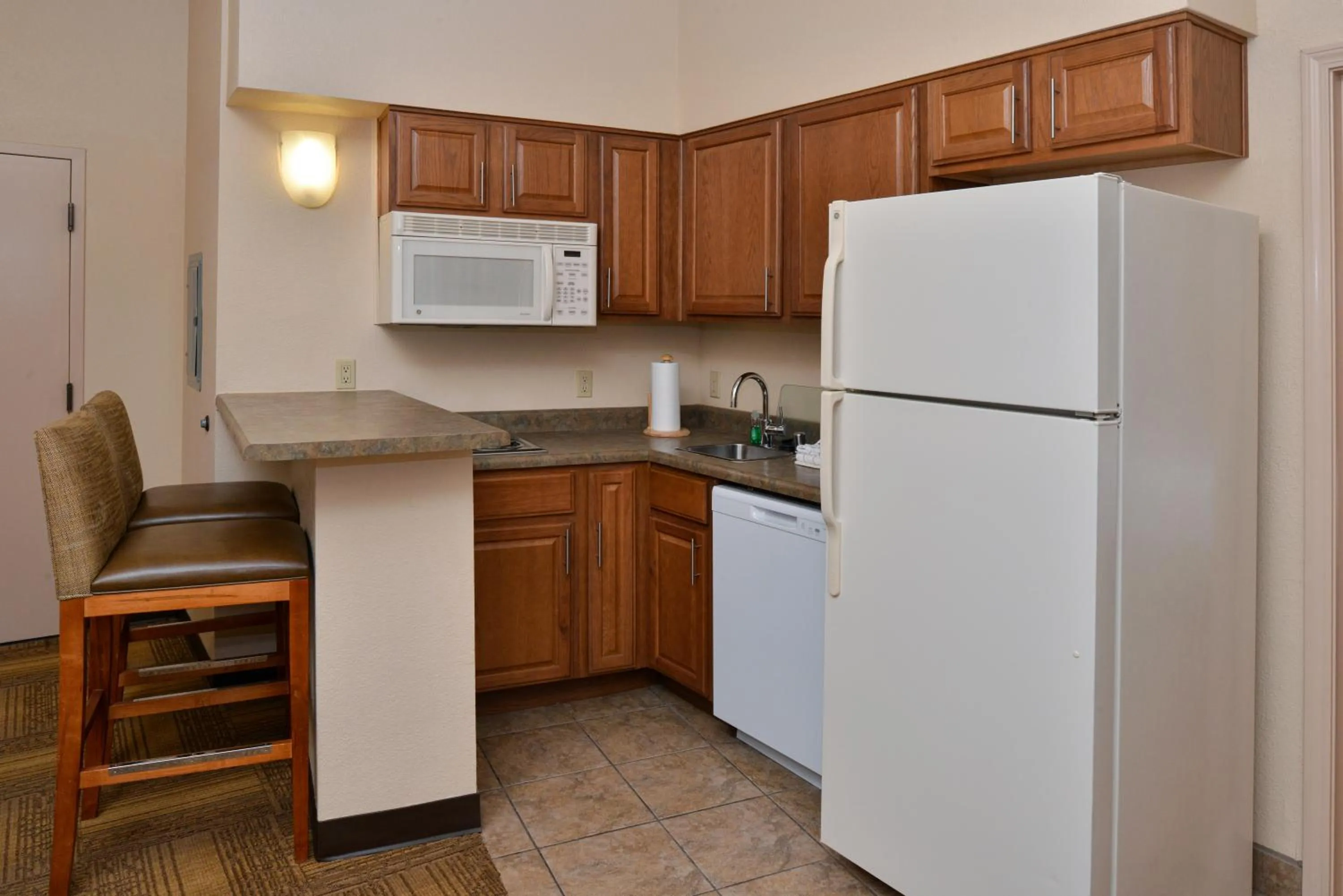 Kitchen or kitchenette in Staybridge Suites Las Cruces by IHG