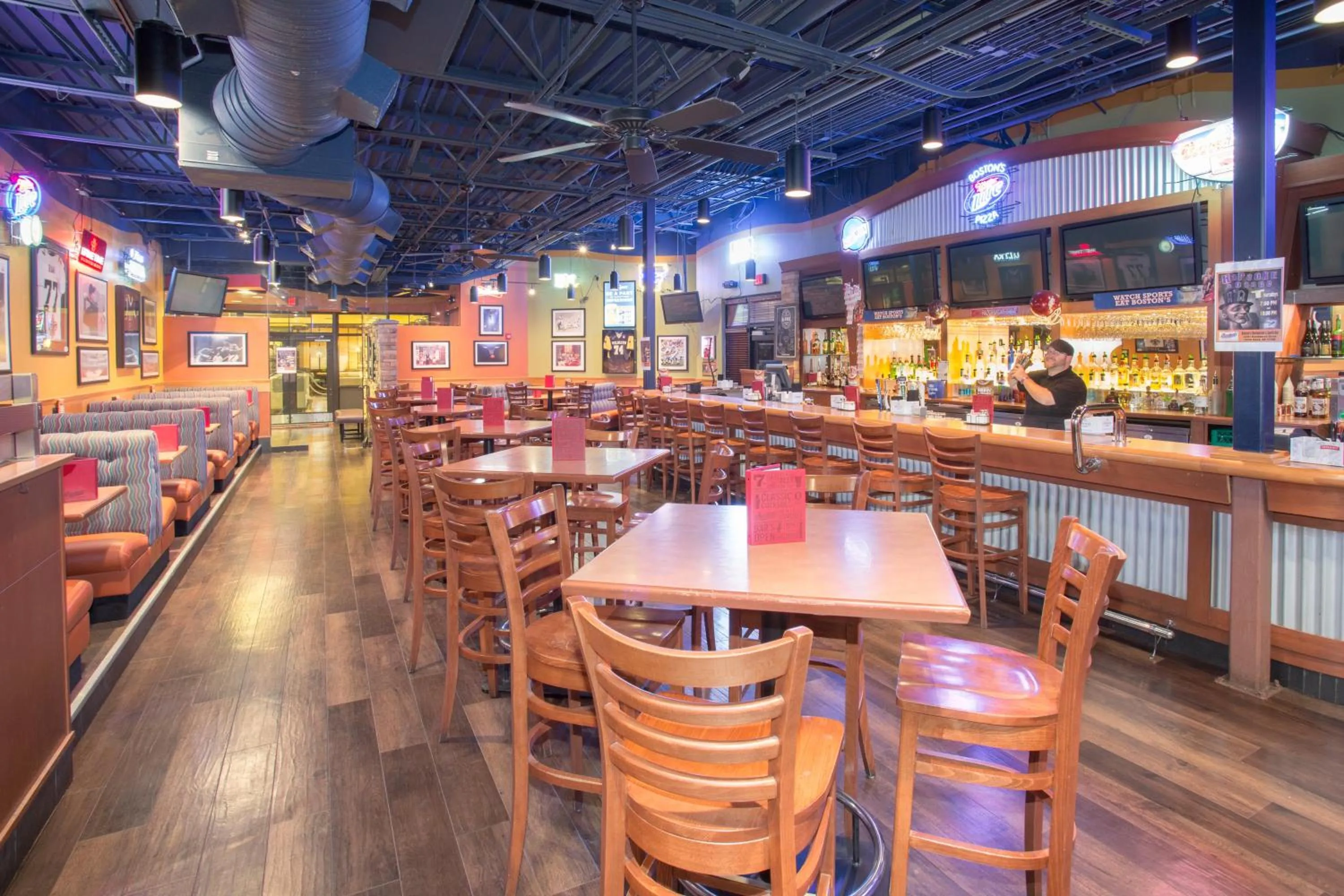 Lounge or bar in Holiday Inn Little Rock-Airport-Conference Center by IHG