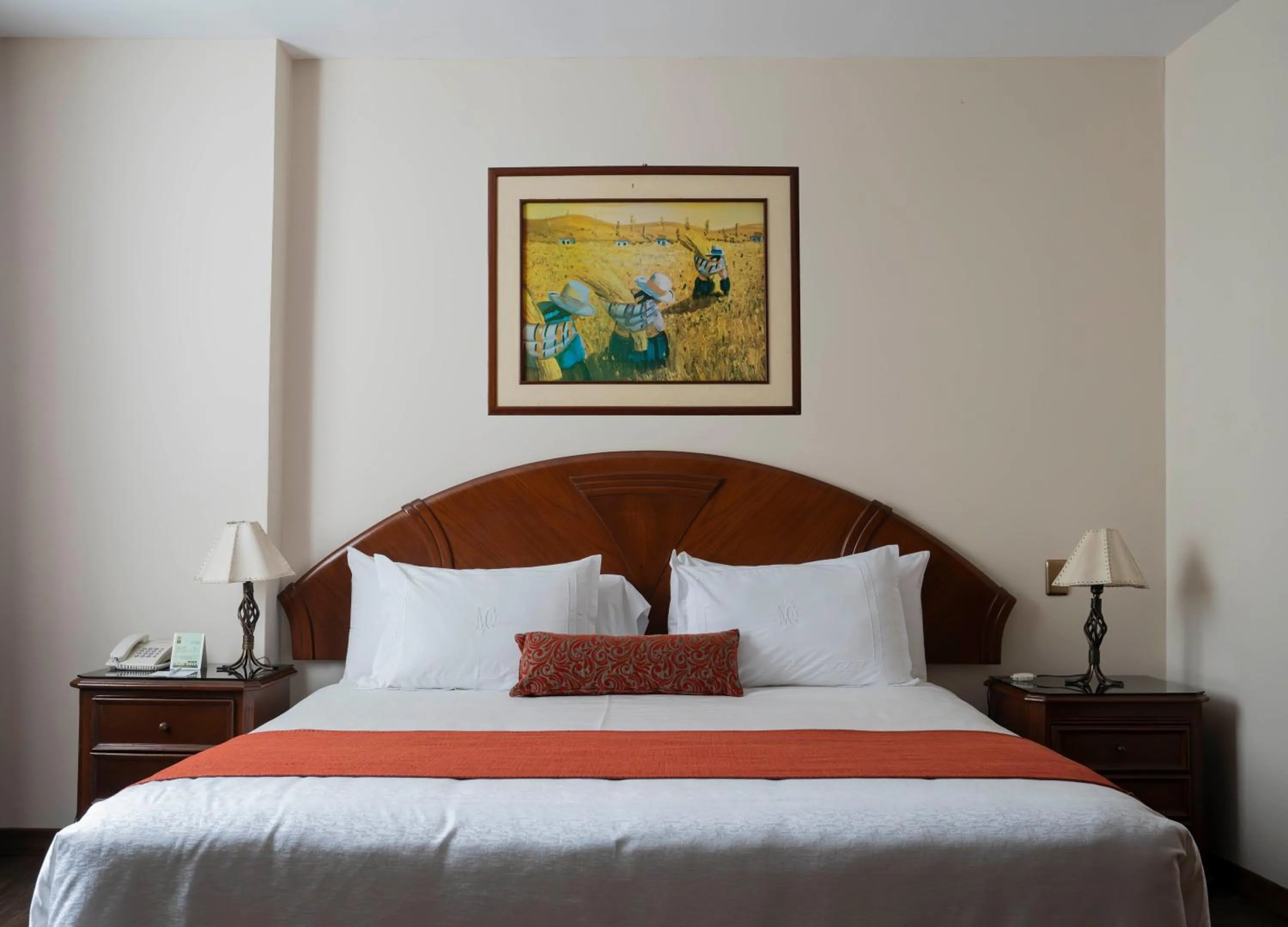 Bed in Miraflores Colon Hotel