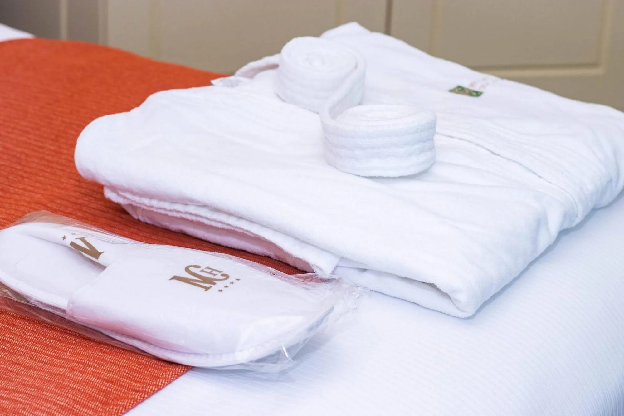 Bed in Miraflores Colon Hotel