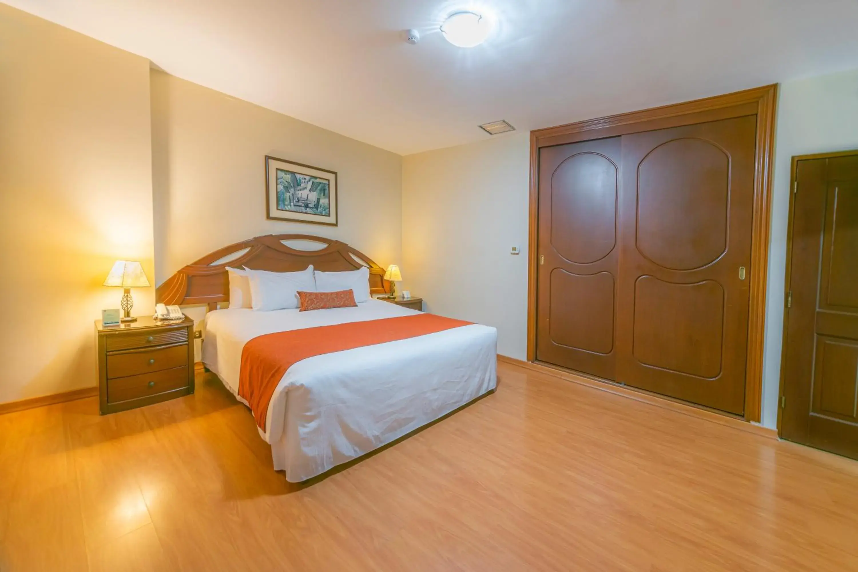 Bed in Miraflores Colon Hotel Bed in Miraflores Colon Hotel