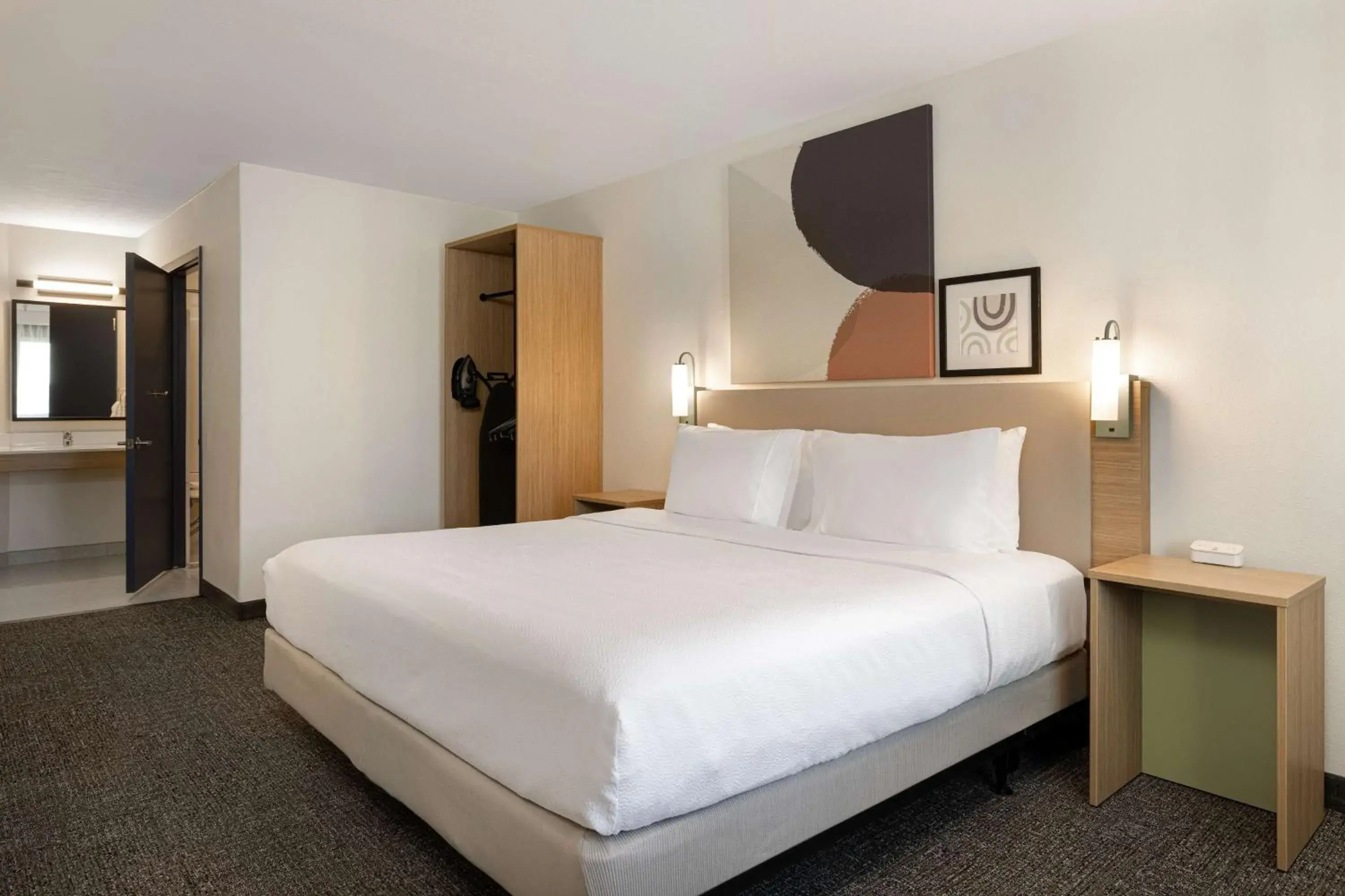 Bed in Spark By Hilton Santa Nella Bed in Spark By Hilton Santa Nella