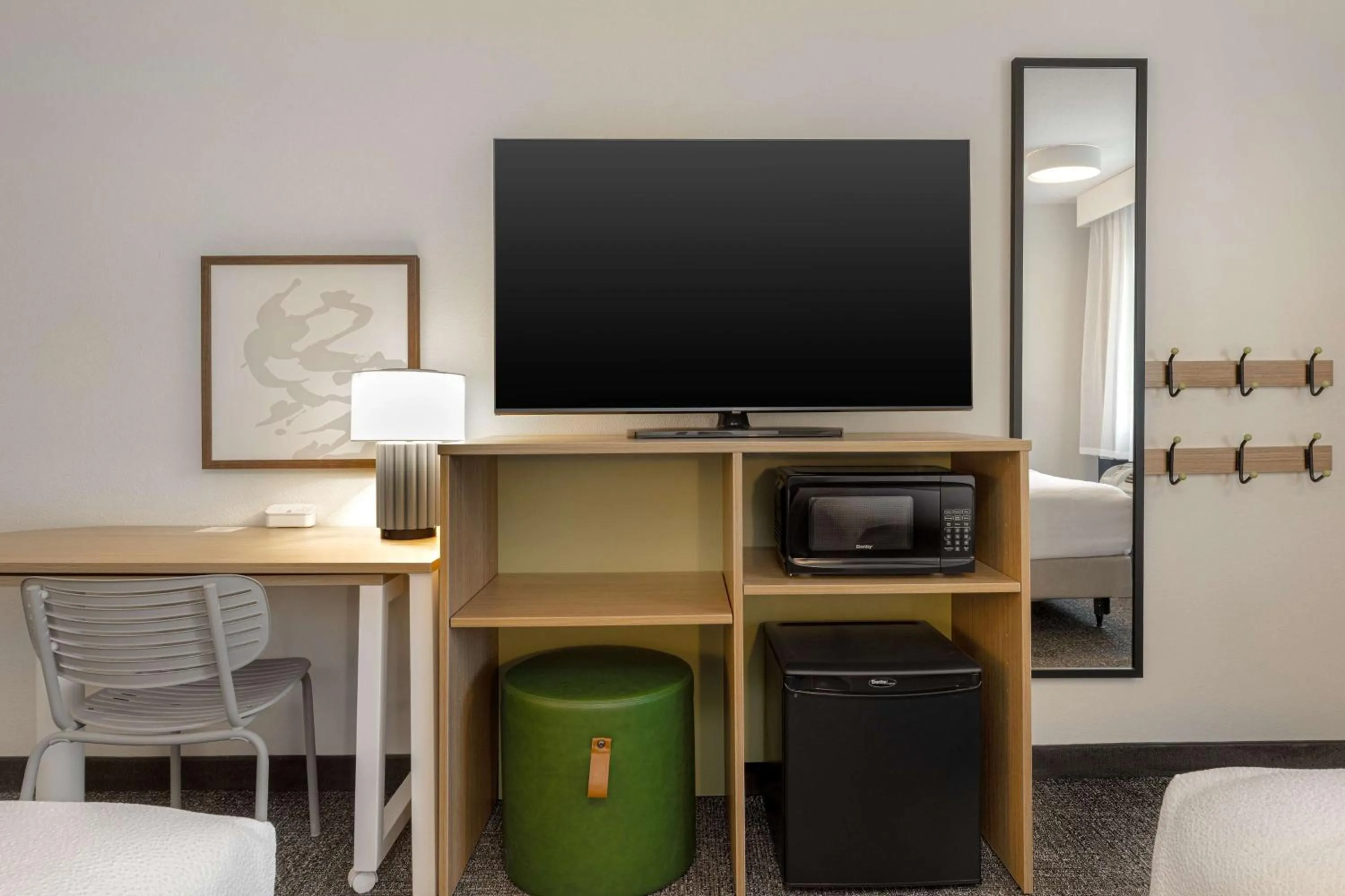 Bed in Spark By Hilton Santa Nella