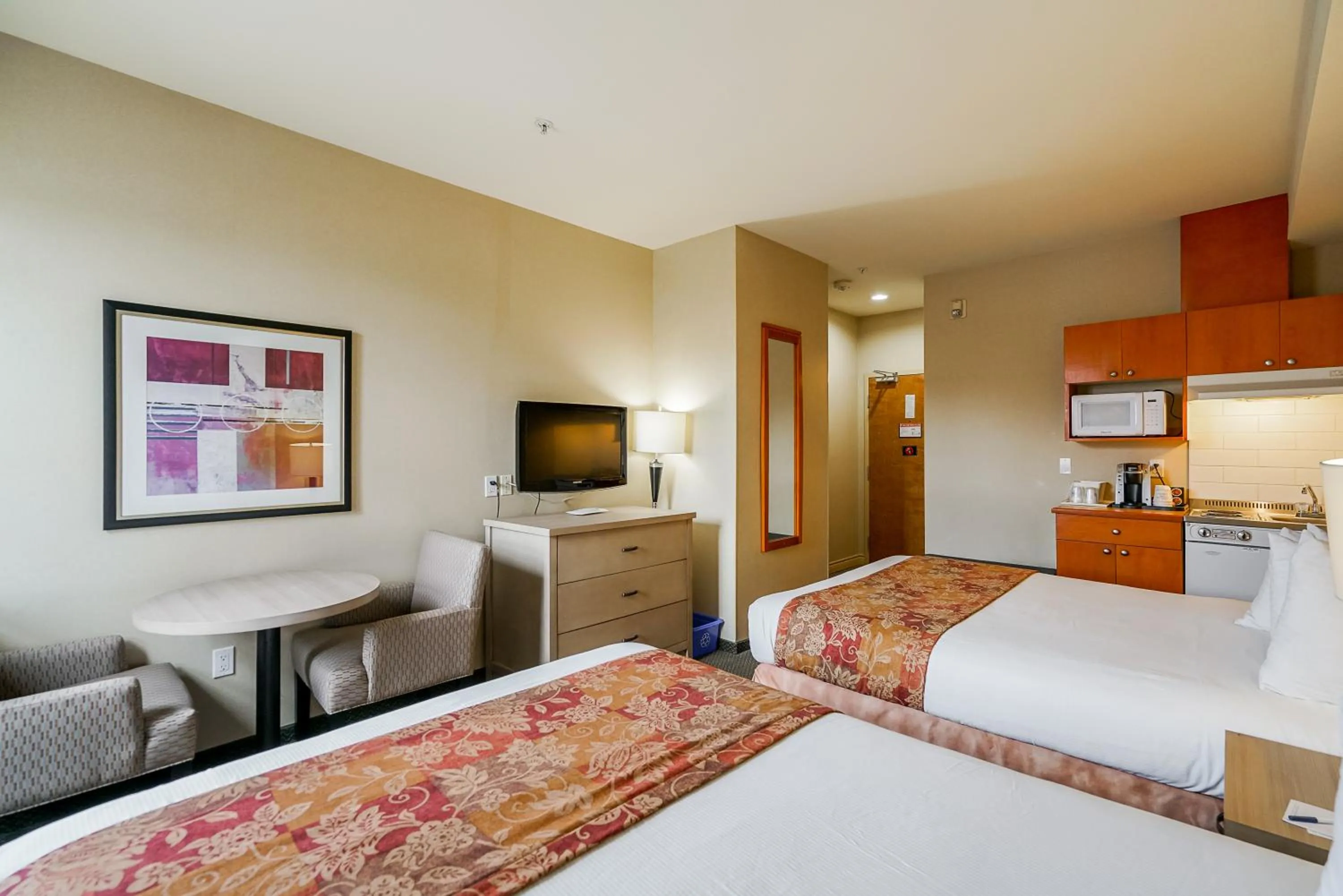 Bedroom, Bed in Best Western Peace Arch Inn