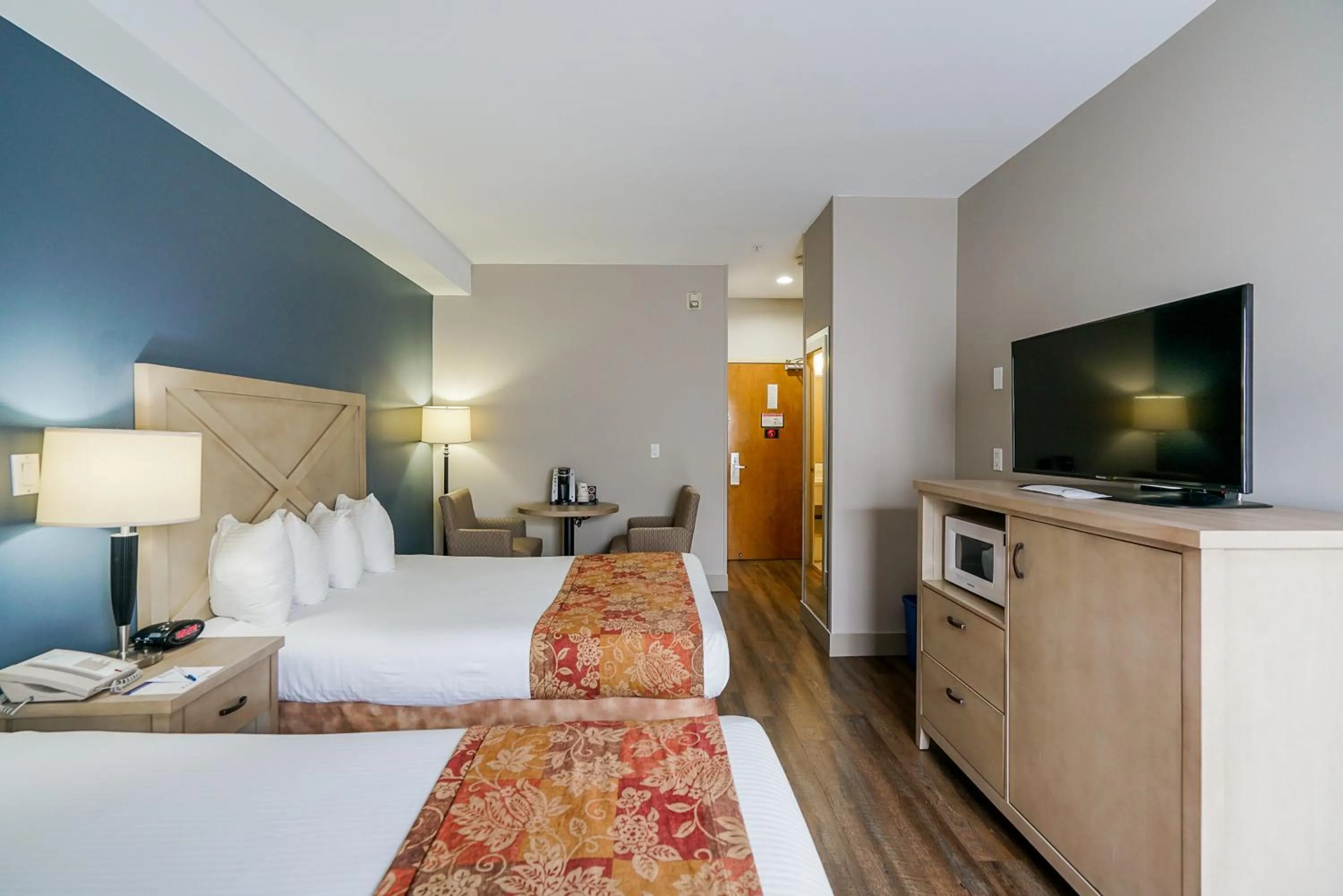 Bedroom, Bed in Best Western Peace Arch Inn