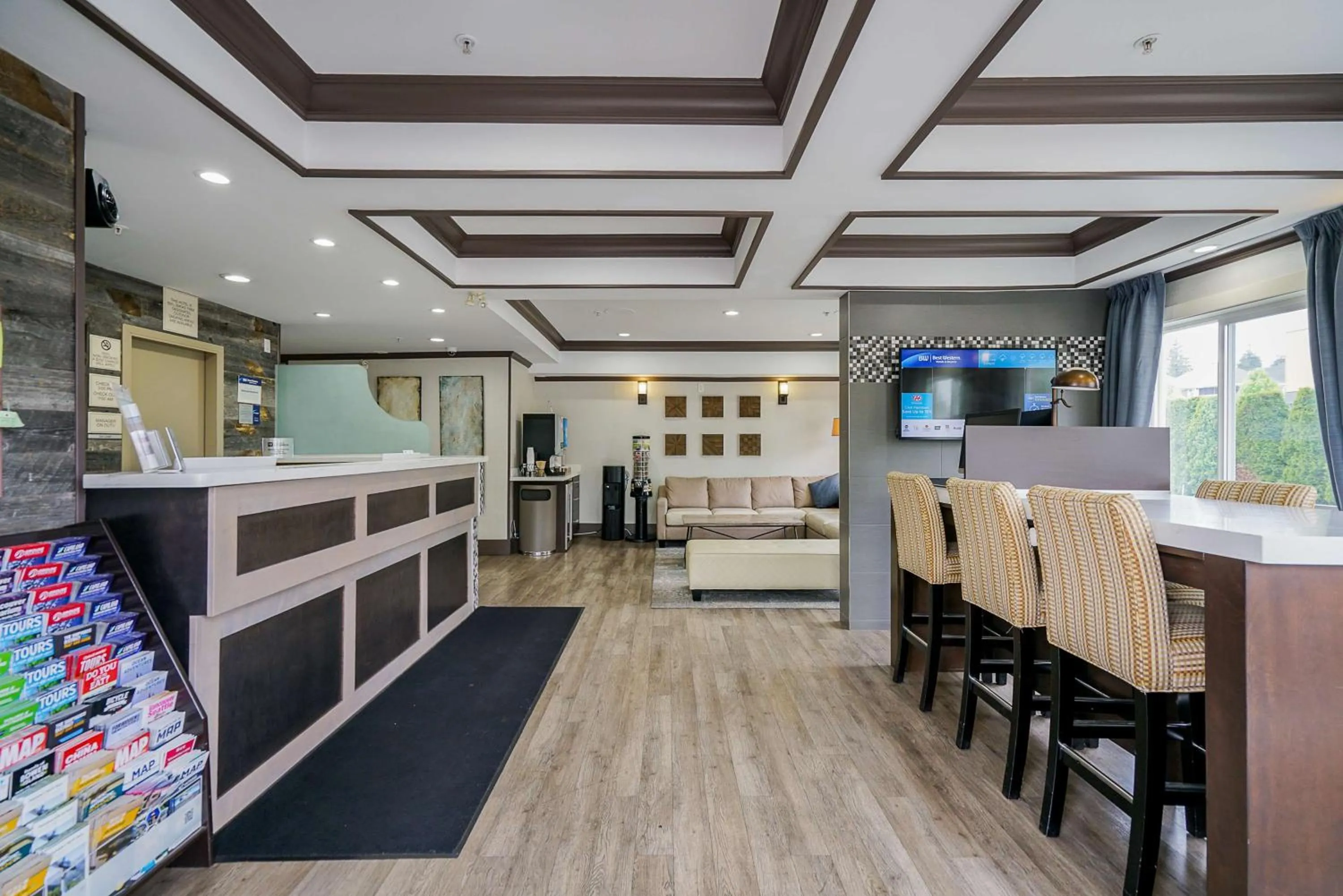Lobby or reception in Best Western Peace Arch Inn