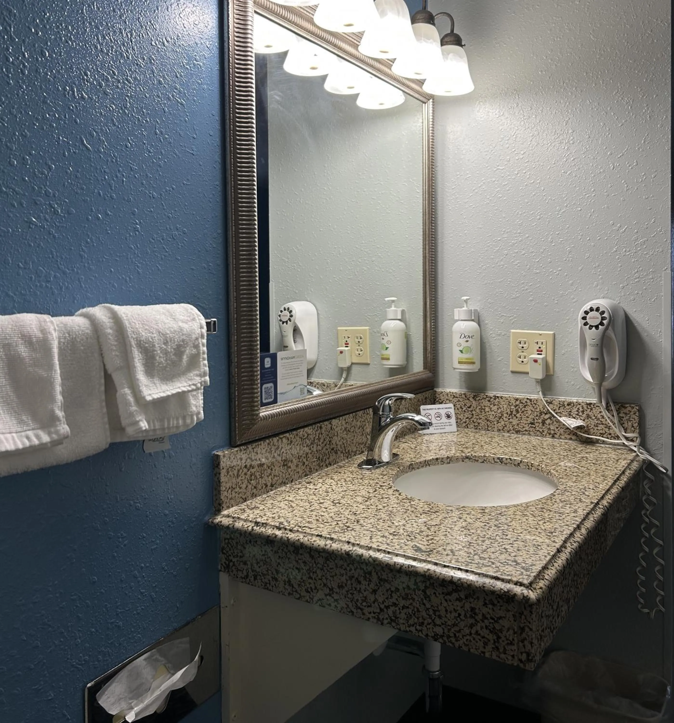 towels in Baymont by Wyndham Litchfield